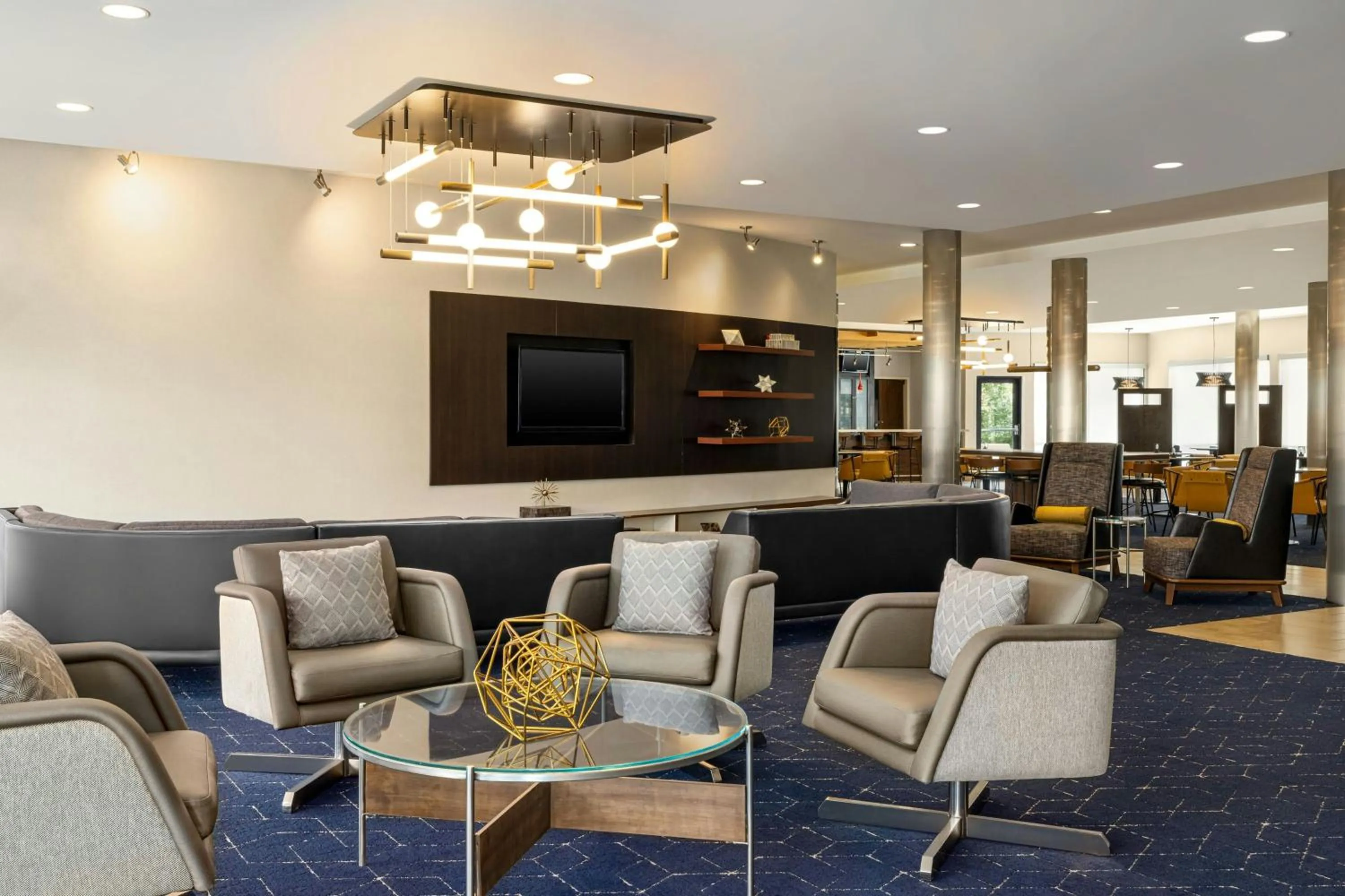 Lobby or reception in Courtyard Mt. Holly Westampton