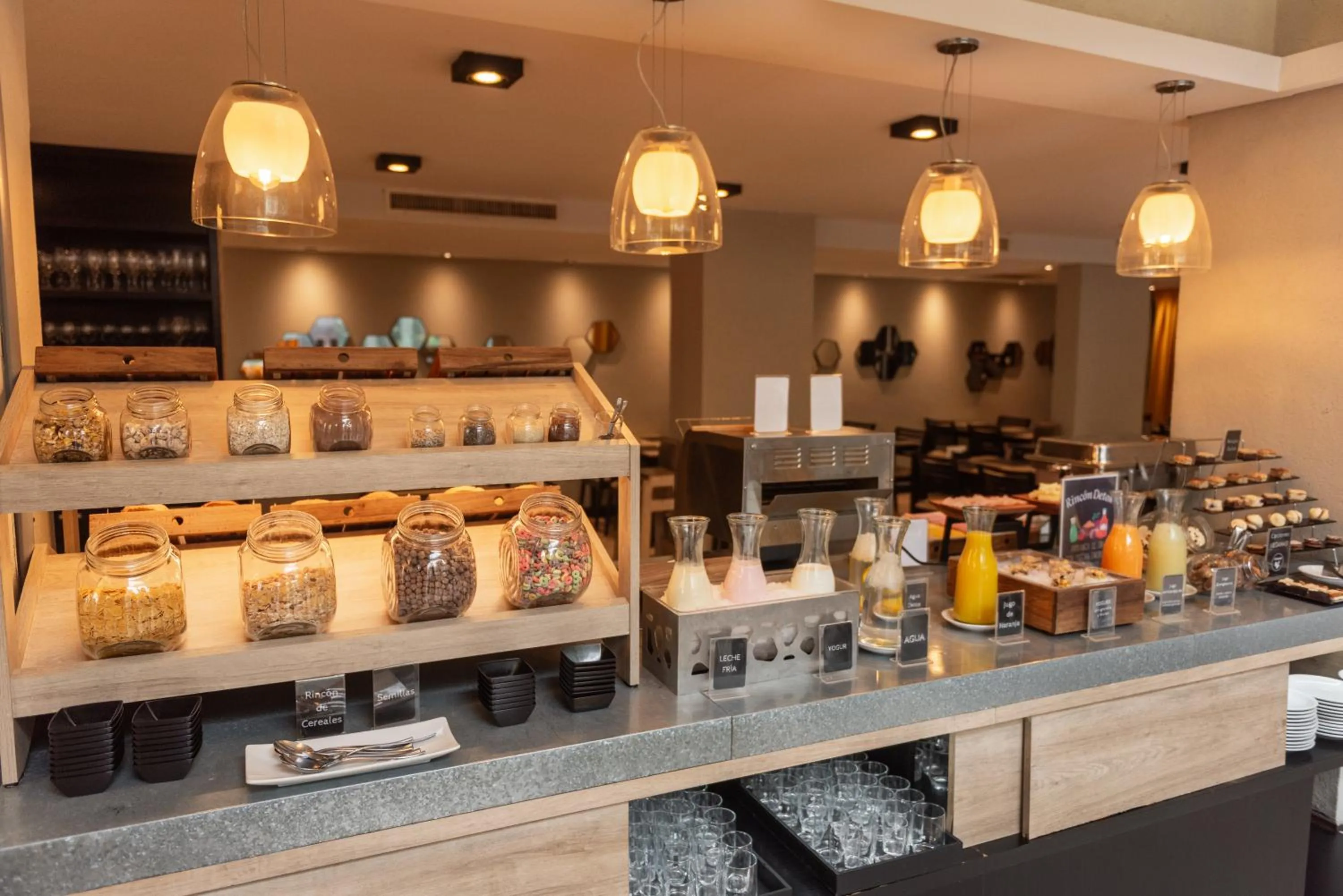 Breakfast in Pinares del Cerro Resort & Suites