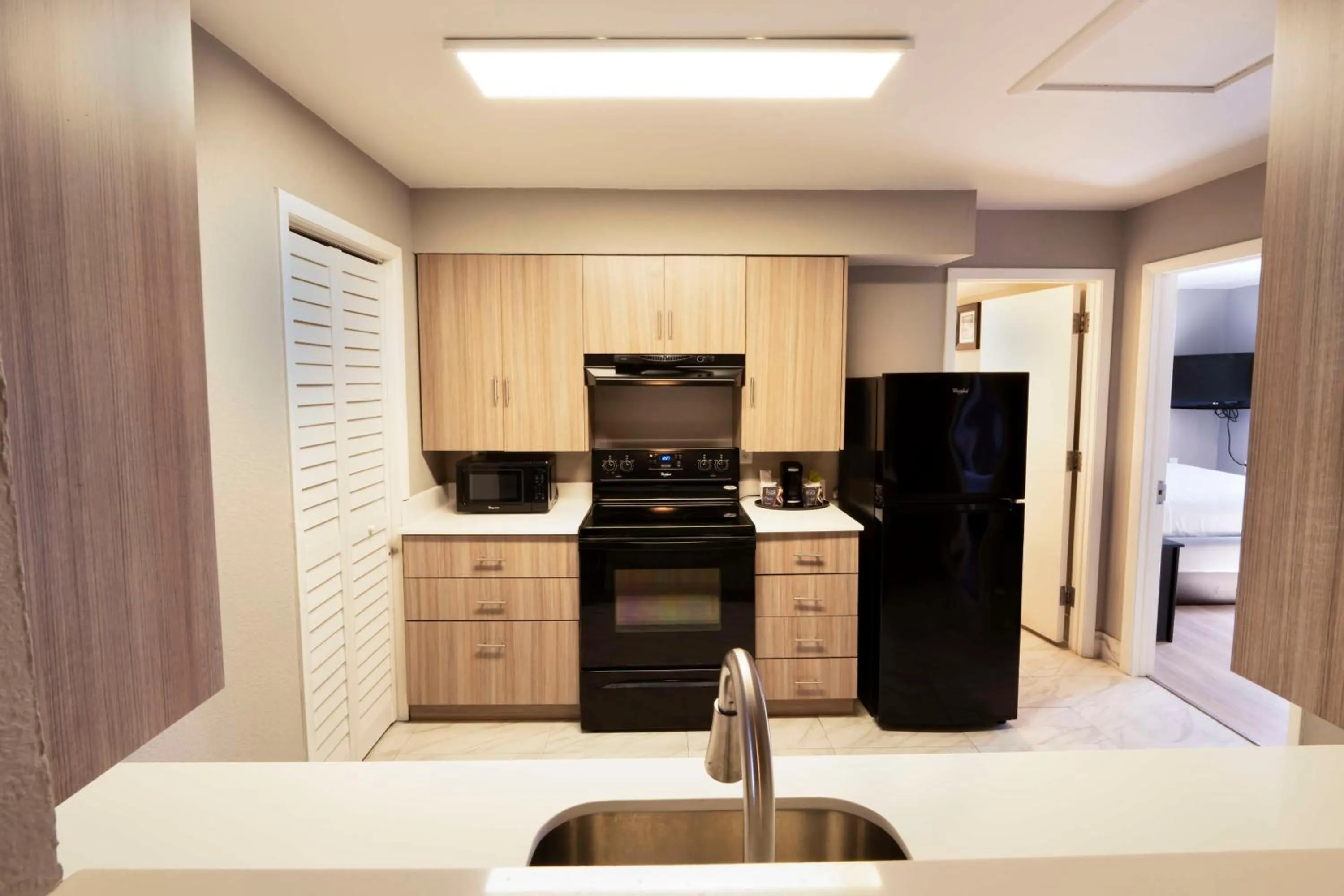 Kitchen or kitchenette in Best Western Historical Inn