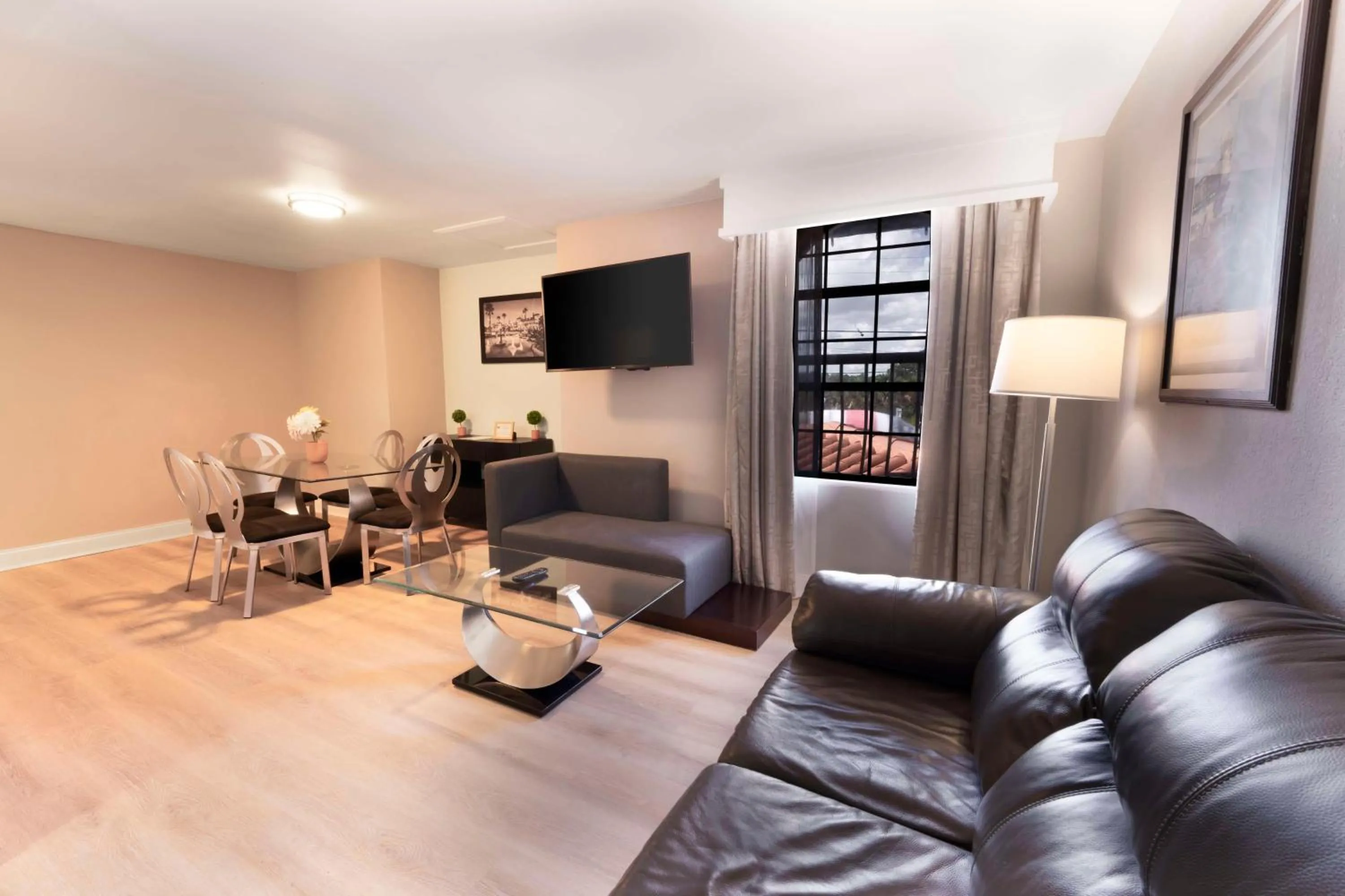 Photo of the whole room in Best Western Historical Inn