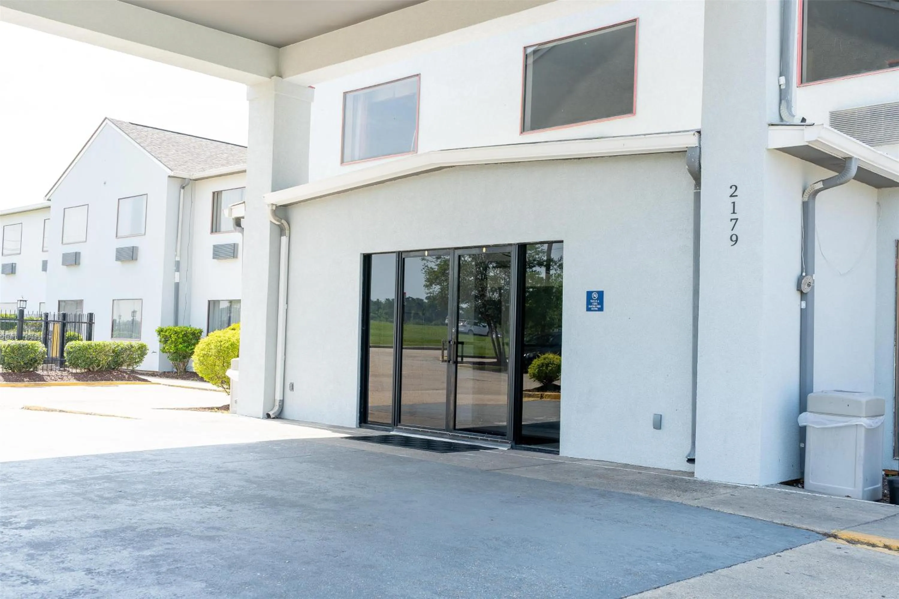 Property building in Americas Best Value Inn Donaldsonville