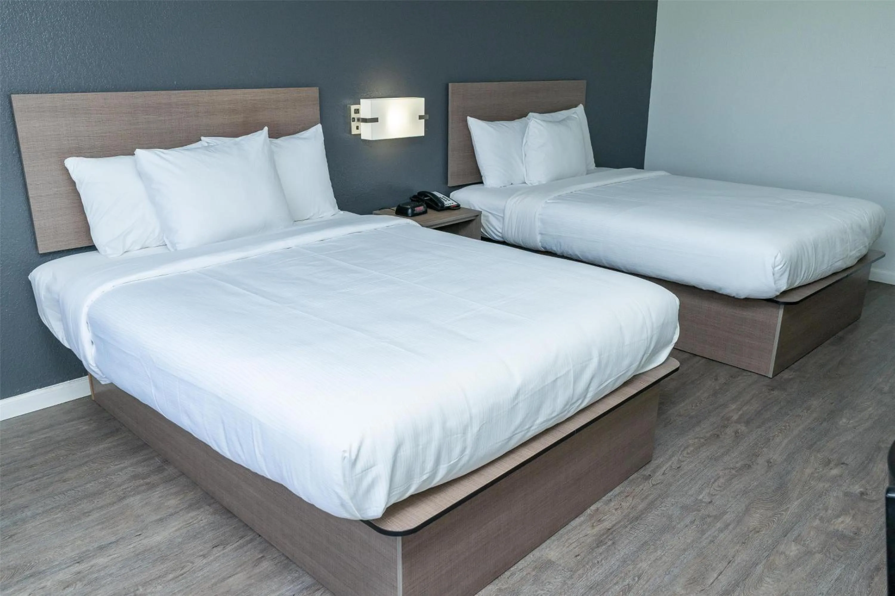 Bedroom, Bed in Americas Best Value Inn Donaldsonville