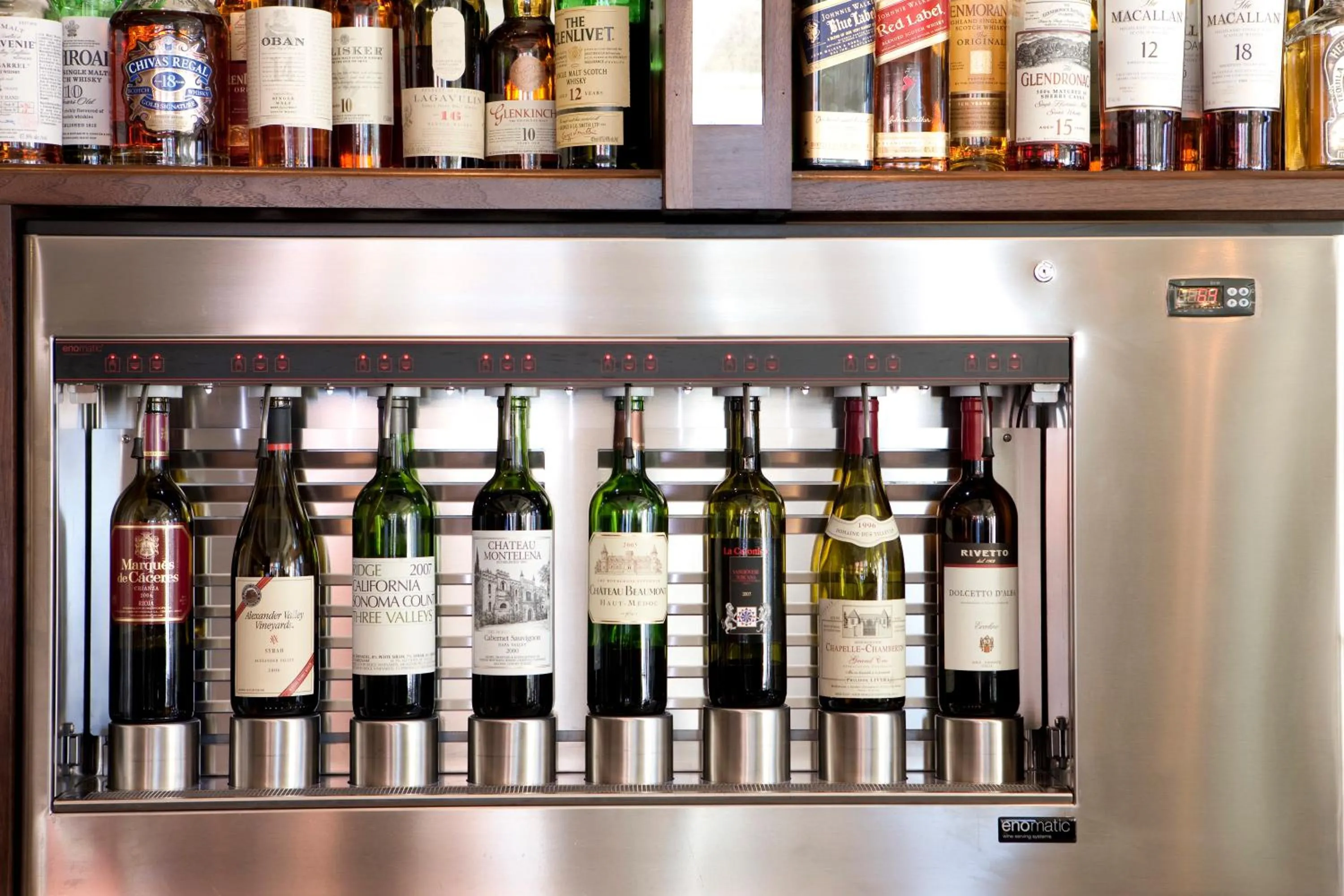 Alcoholic drinks in New Sheridan Hotel