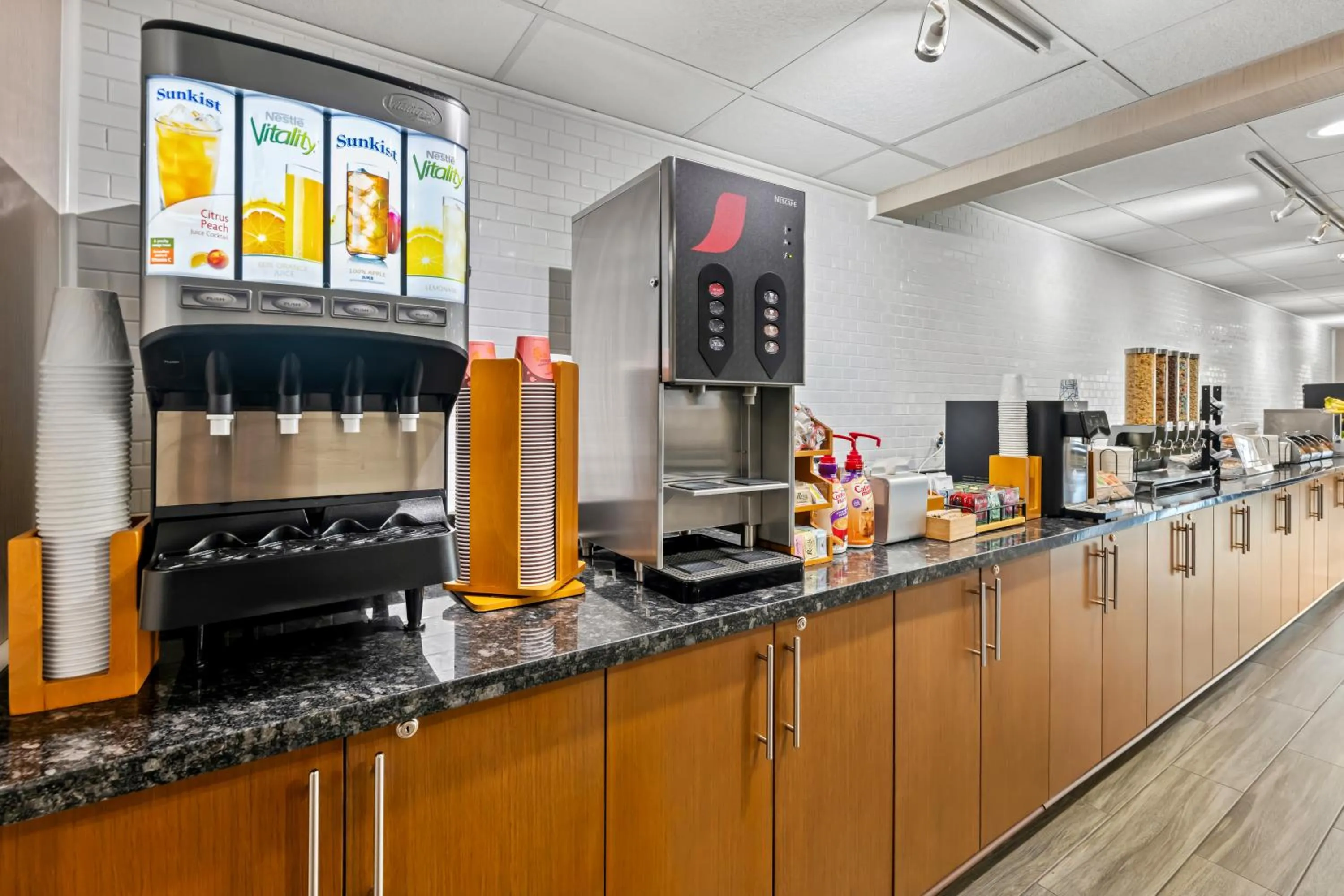 Coffee/tea facilities in The Penn Stroud, Stroudsburg - Poconos, an Ascend Collection Hotel