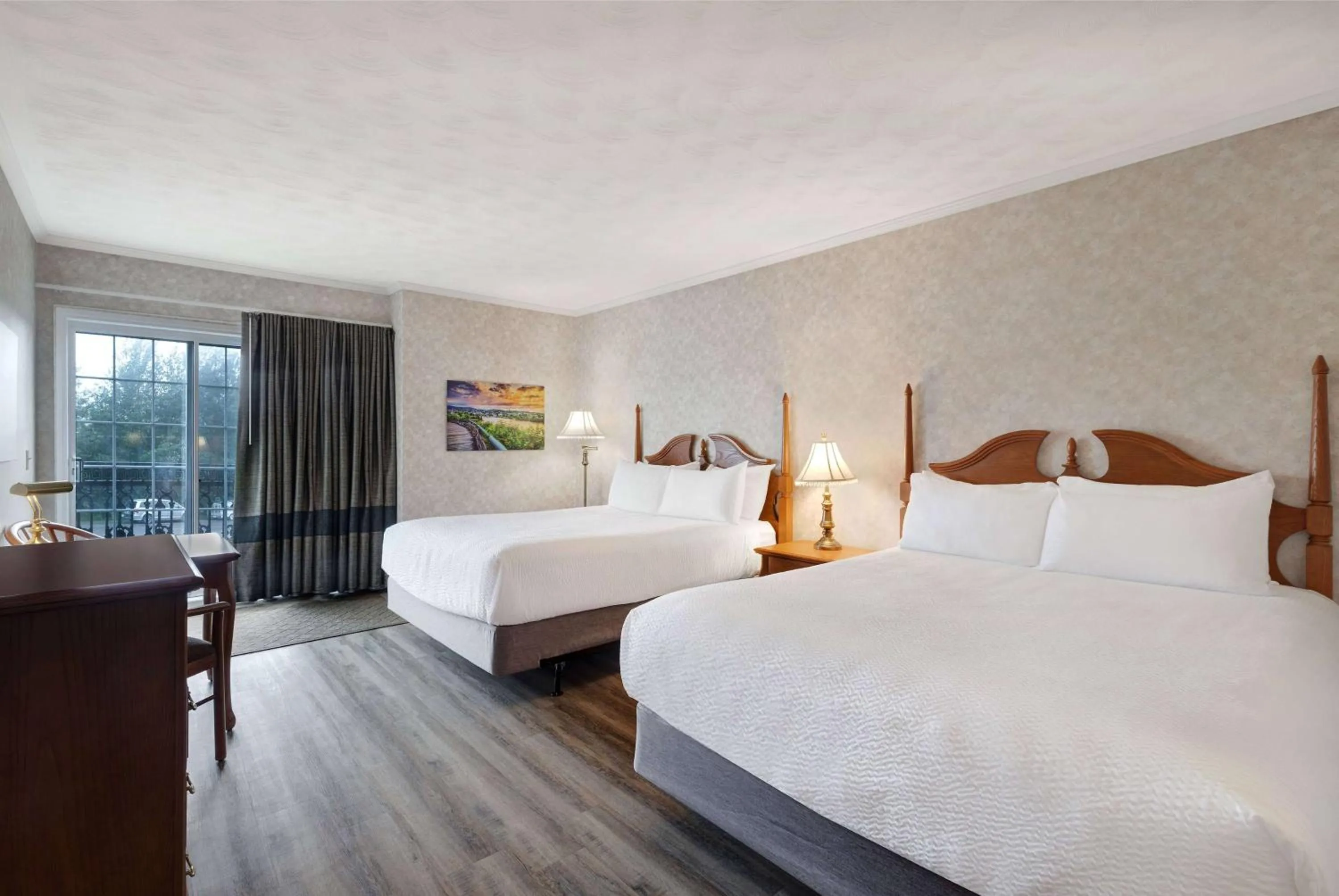 Photo of the whole room, Bed in Days Inn by Wyndham Edmundston