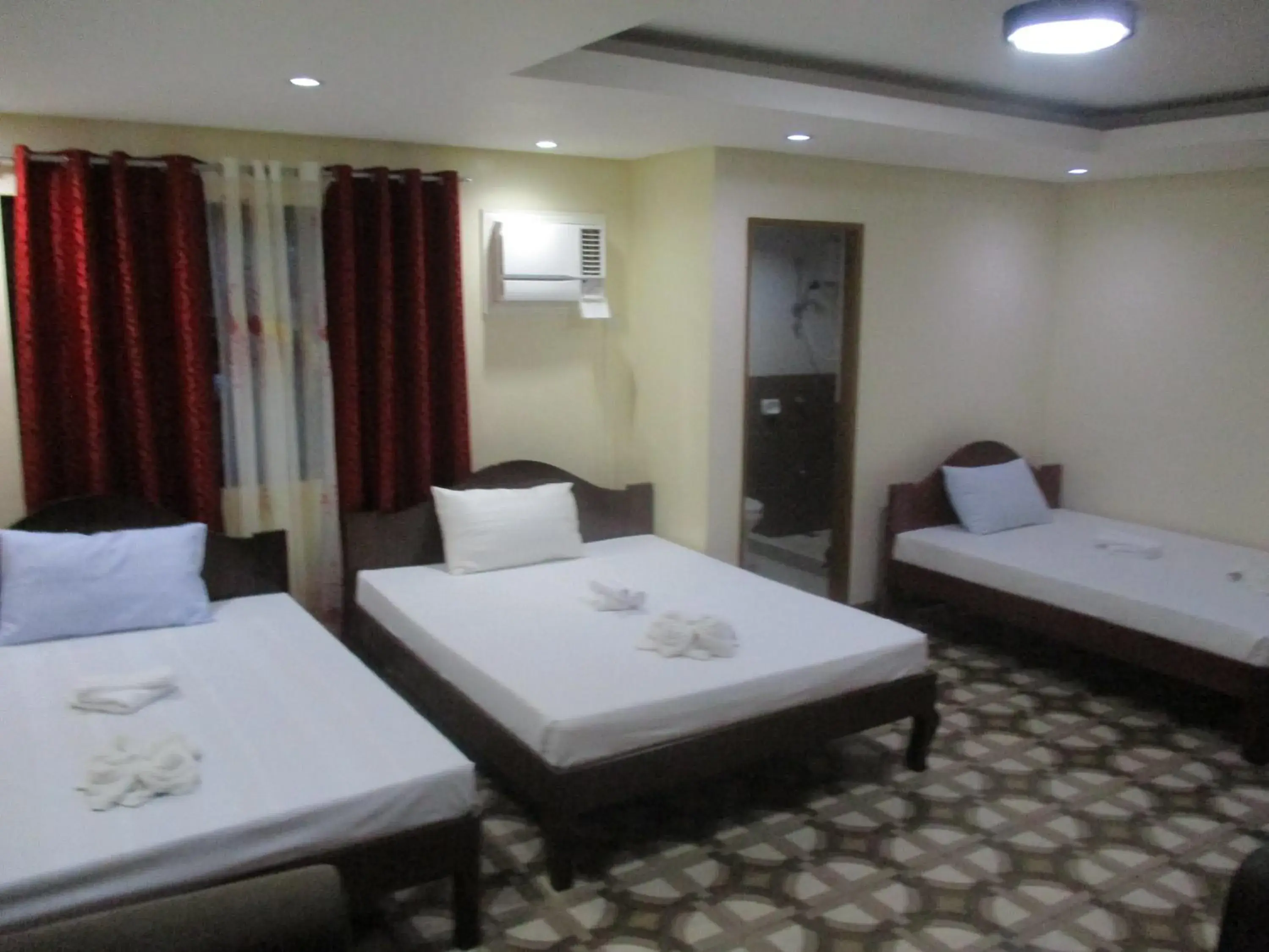 Family Room with Private Bathroom in WMV Hotel & Restaurant Family Room with Private Bathroom in WMV Hotel & Restaurant