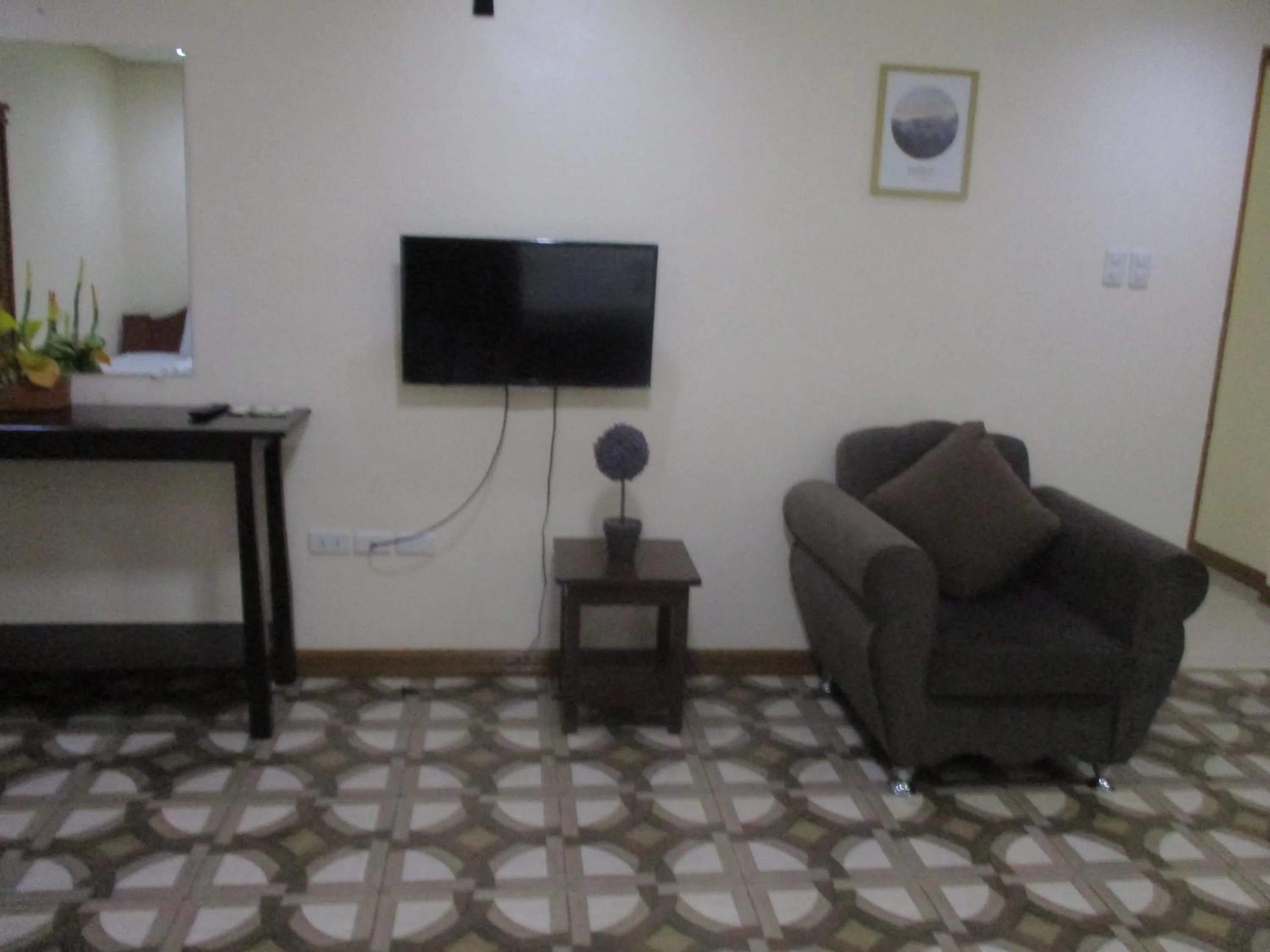 WMV Hotel & Restaurant