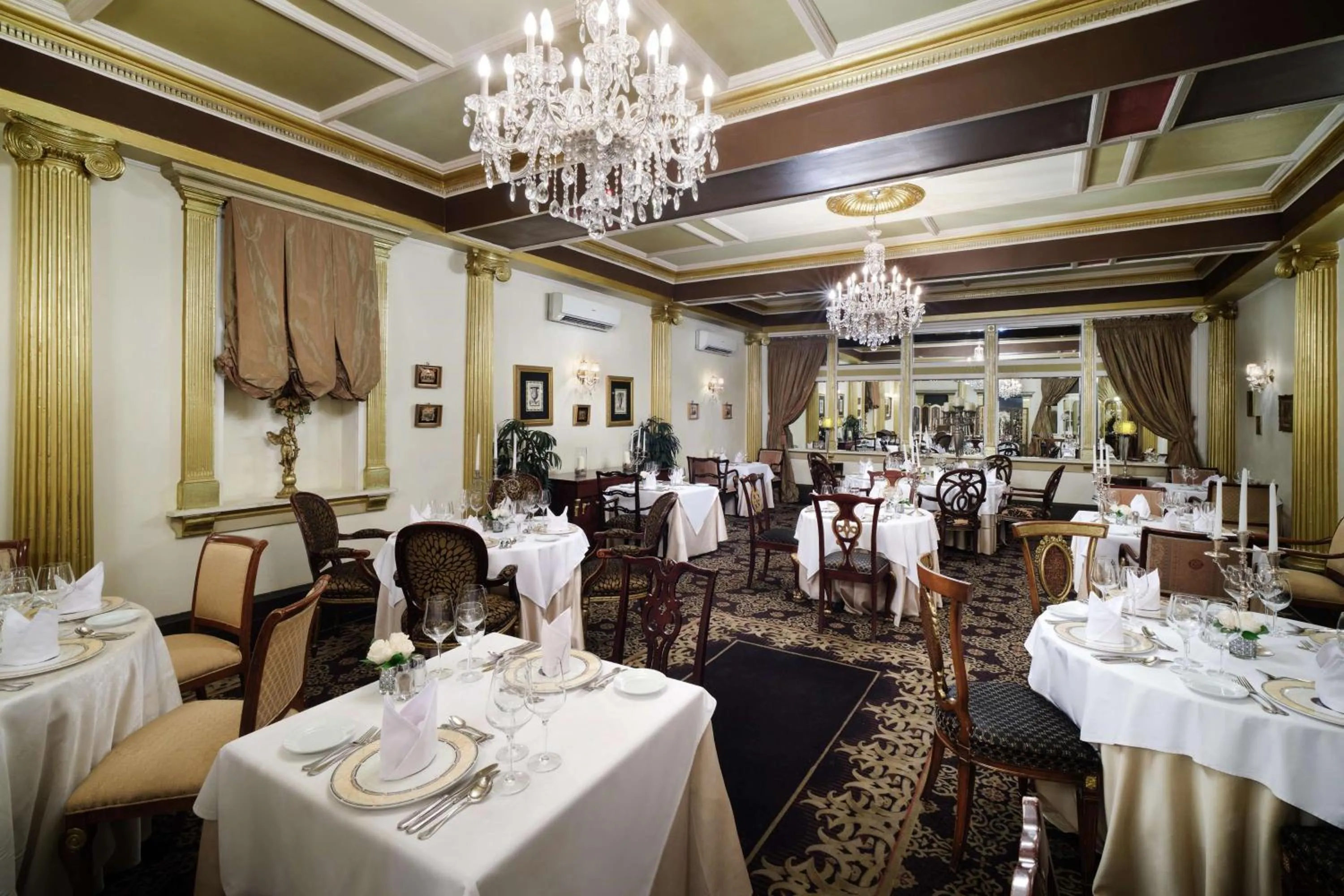 Restaurant/places to eat in Terra Nova, BW Premier Collection