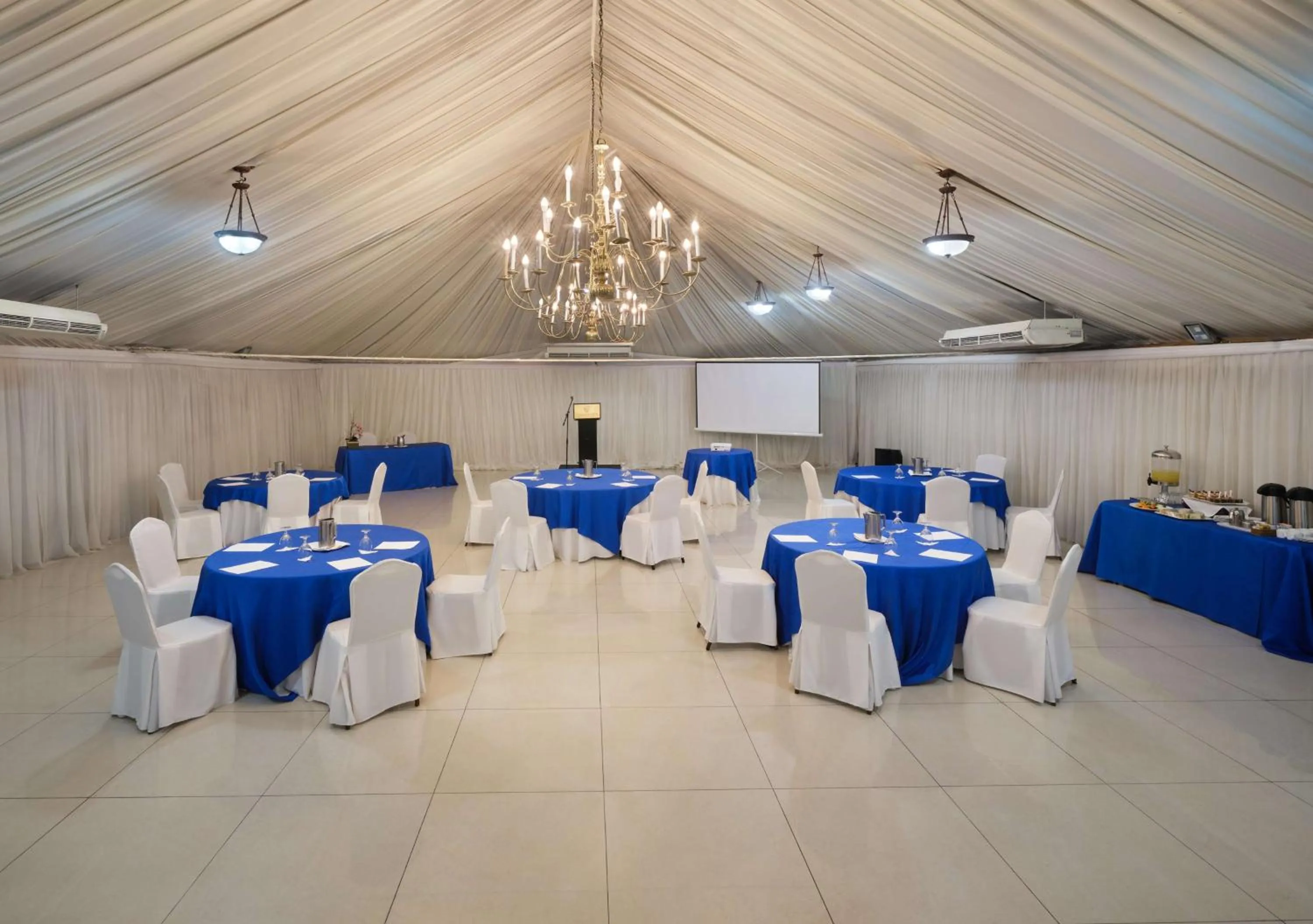 Banquet/Function facilities in Terra Nova, BW Premier Collection