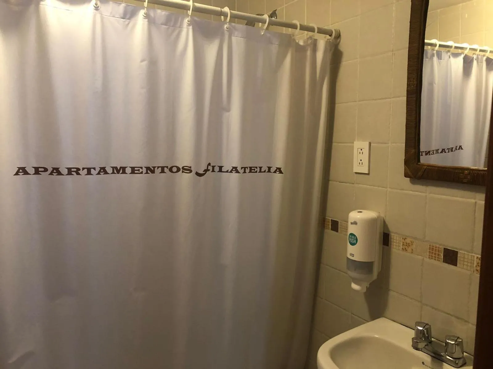 Bathroom in Filatelia Suites & Travel