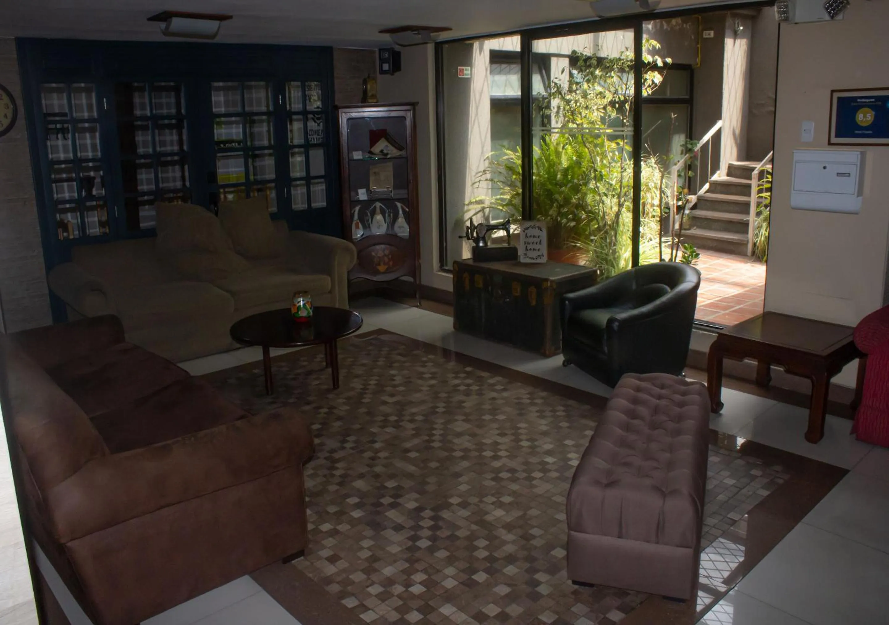 Lobby or reception in Filatelia Suites & Travel