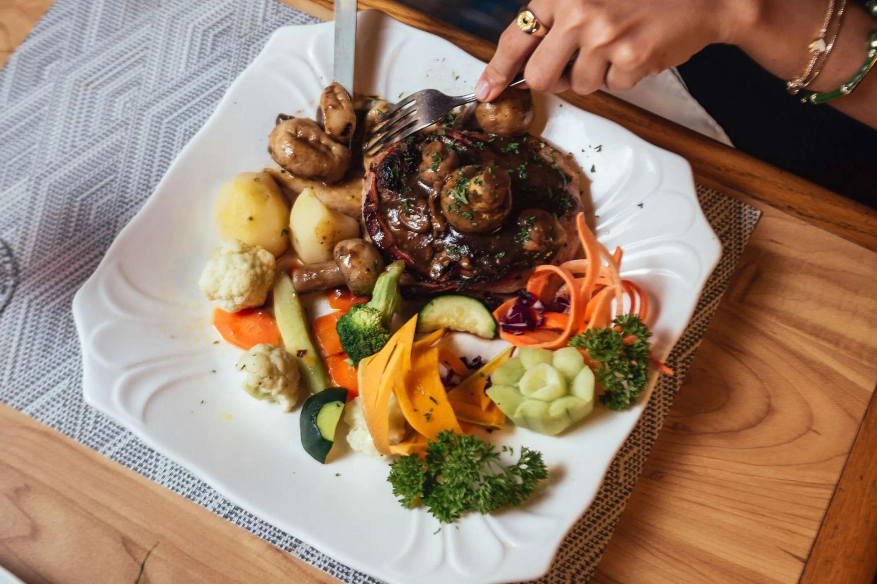 Restaurant/places to eat in Hotel Bambito By Faranda Boutique, a member of Radisson Individuals