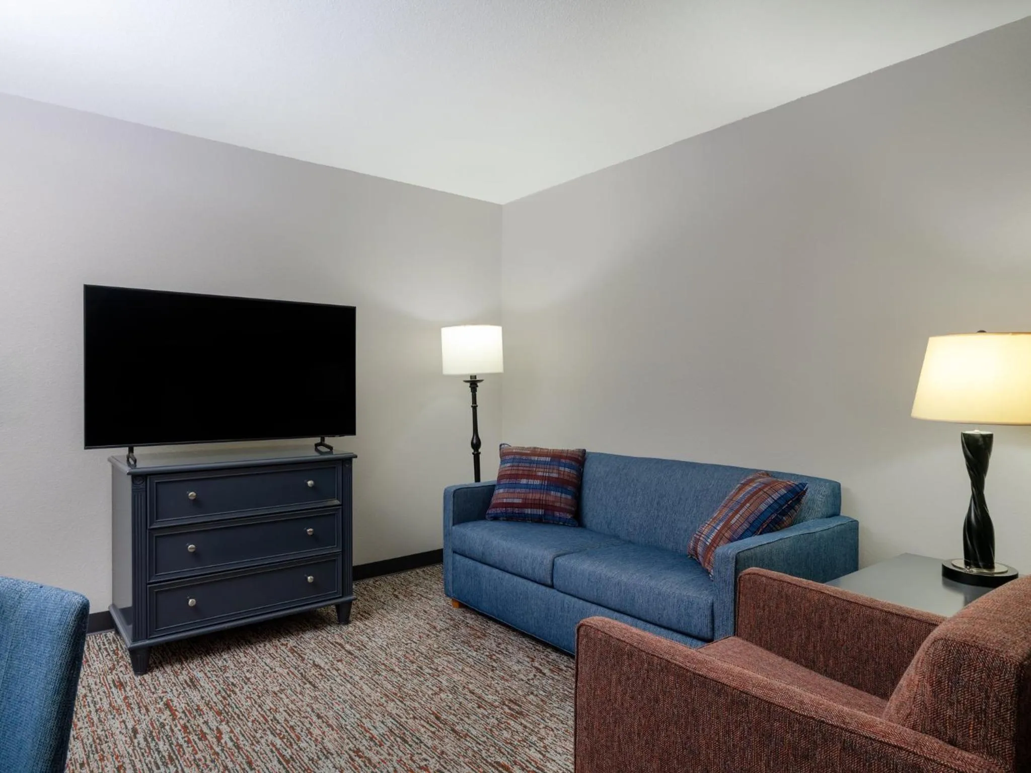 Photo of the whole room in Garner Hotel Gillette South by IHG