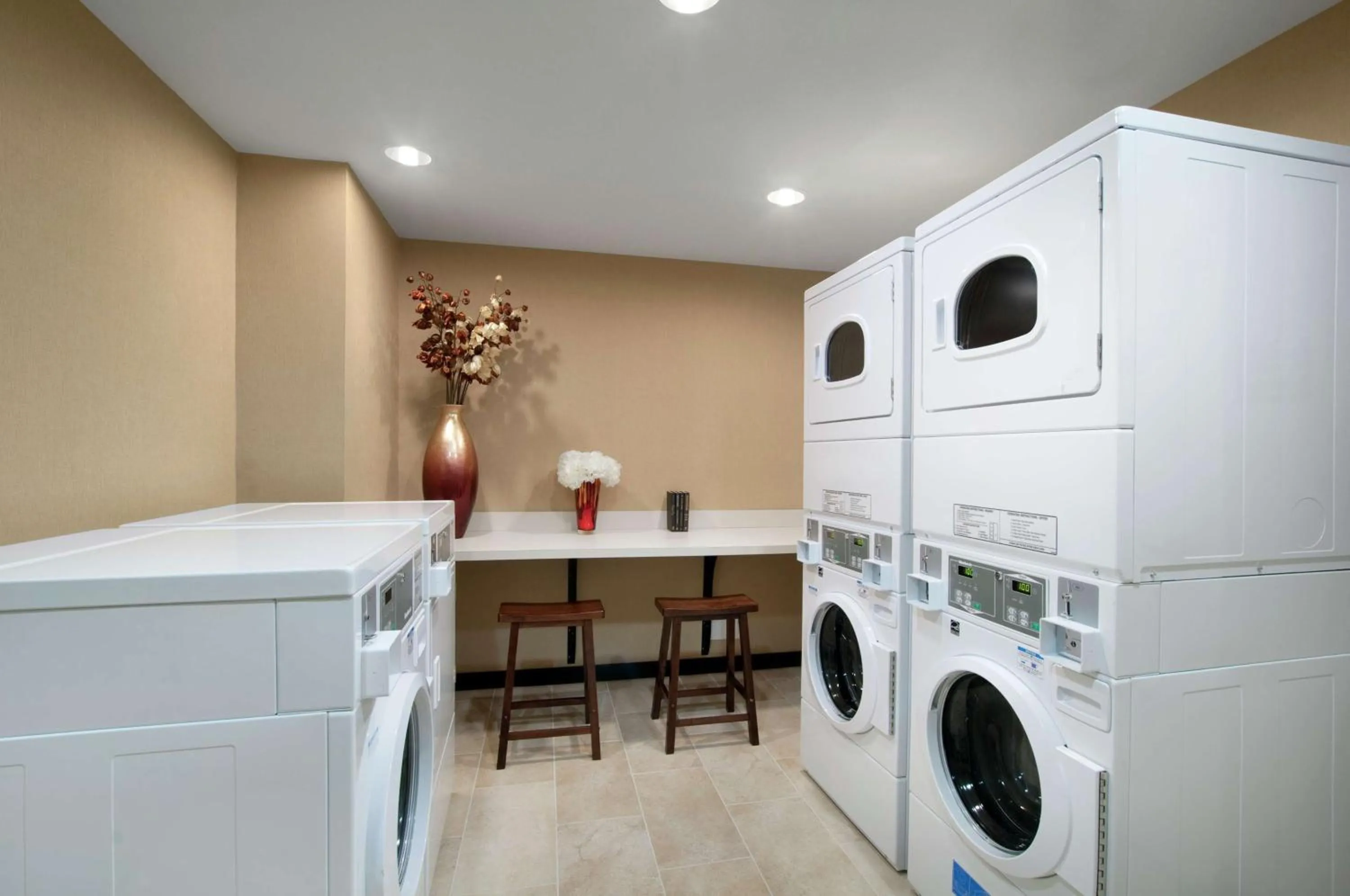 Property building in Homewood Suites by Hilton Fort Worth West at Cityview