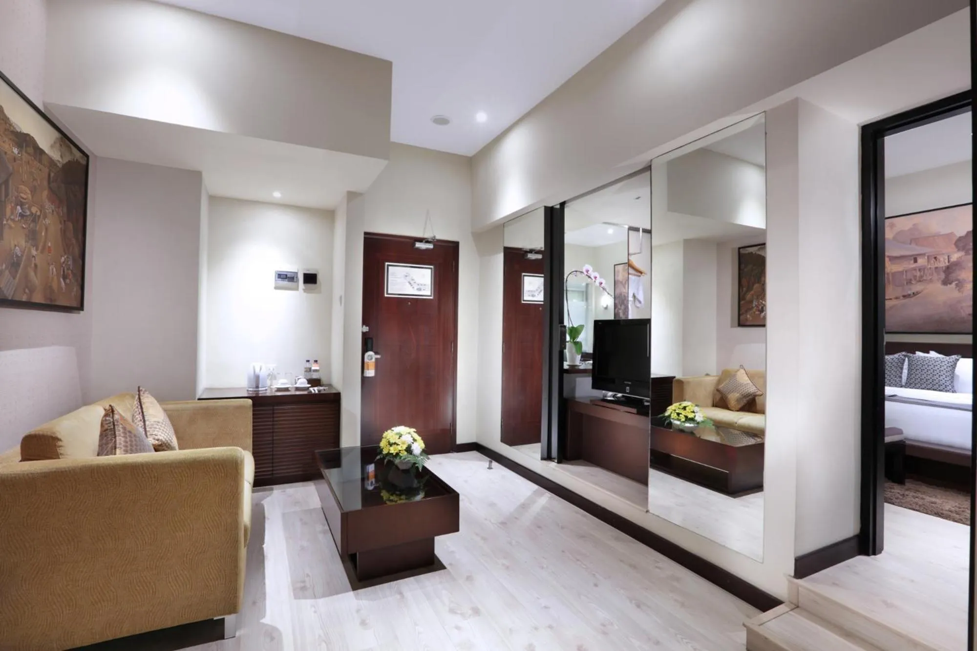 Living room in Grand Candi Hotel