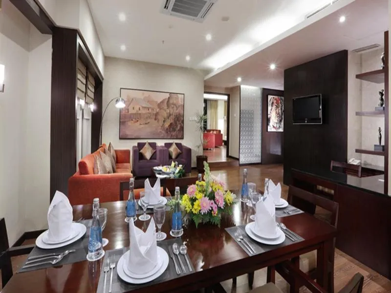 Living room in Grand Candi Hotel