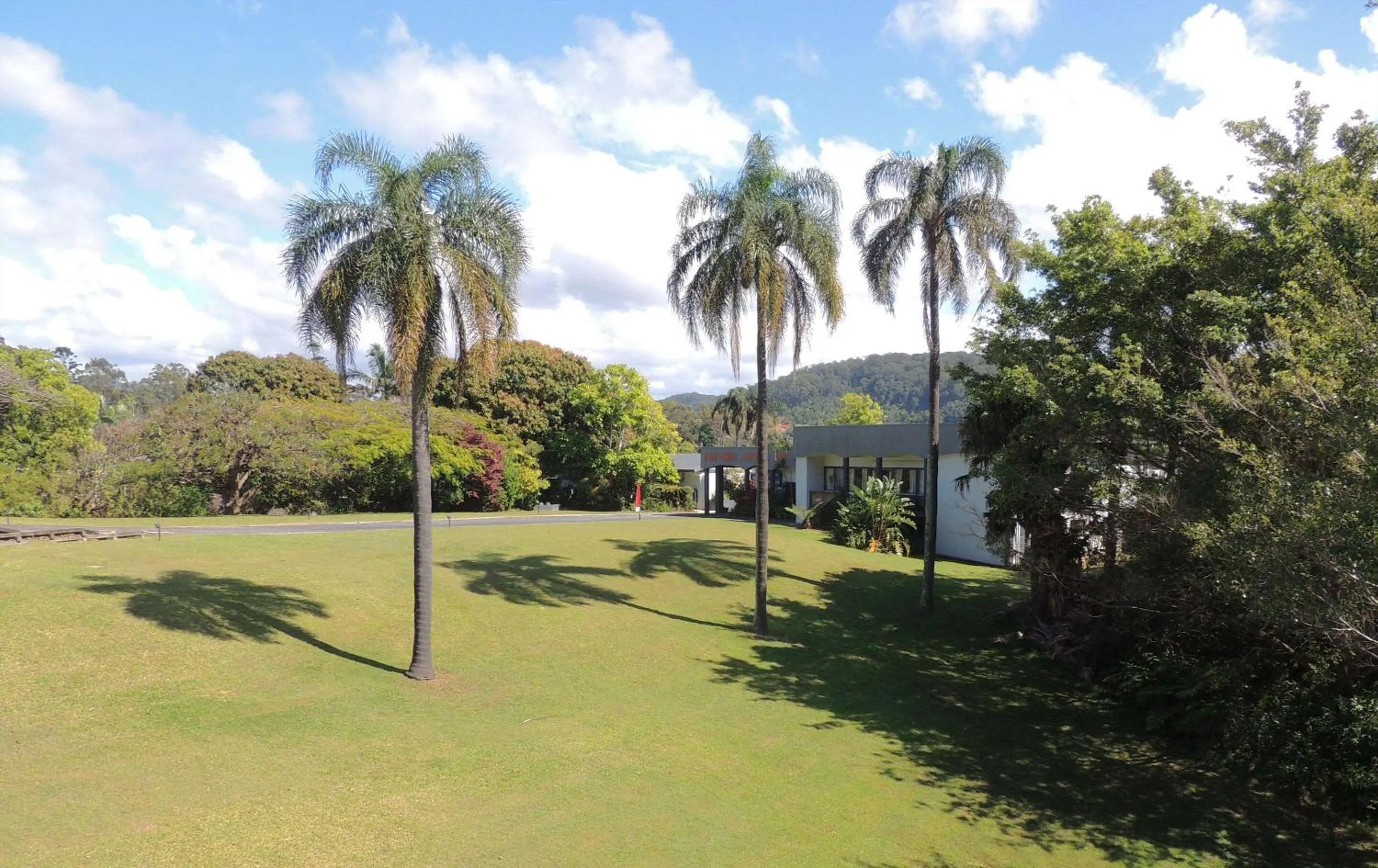 Property building in Comfort Inn Premier