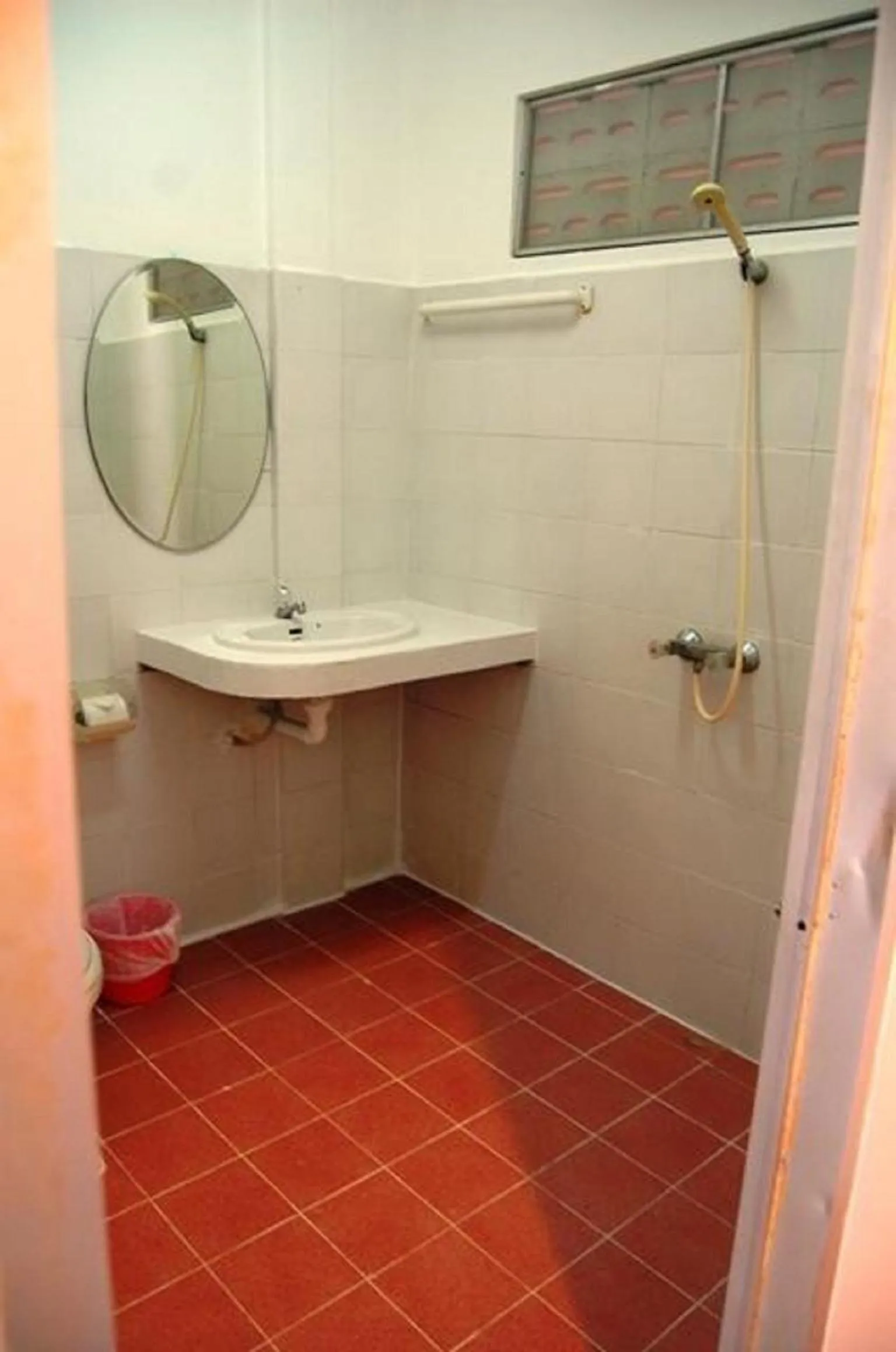 Bathroom in Hacienda Phuket, Patong