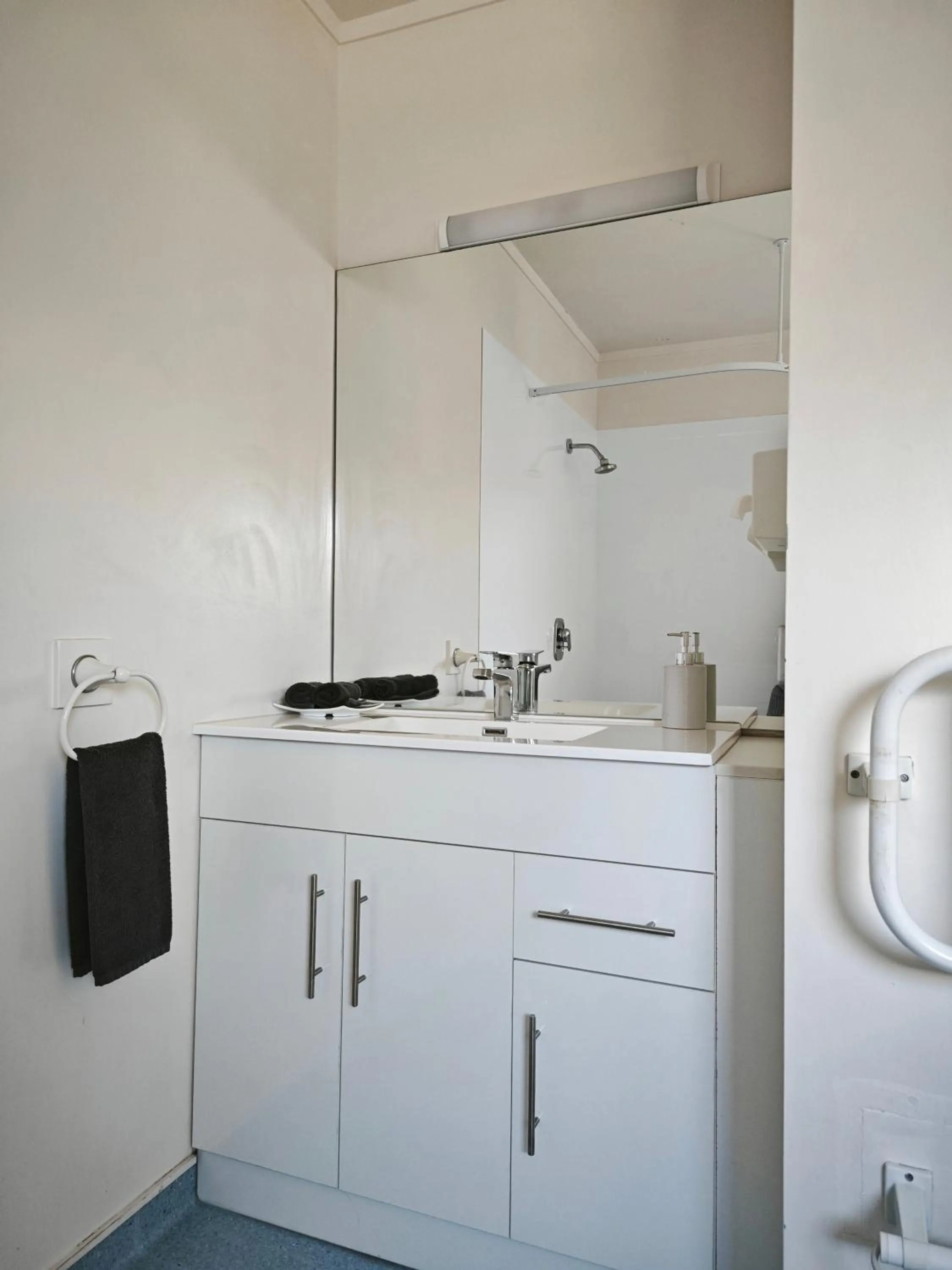 Bathroom in Accommodation Te Puna