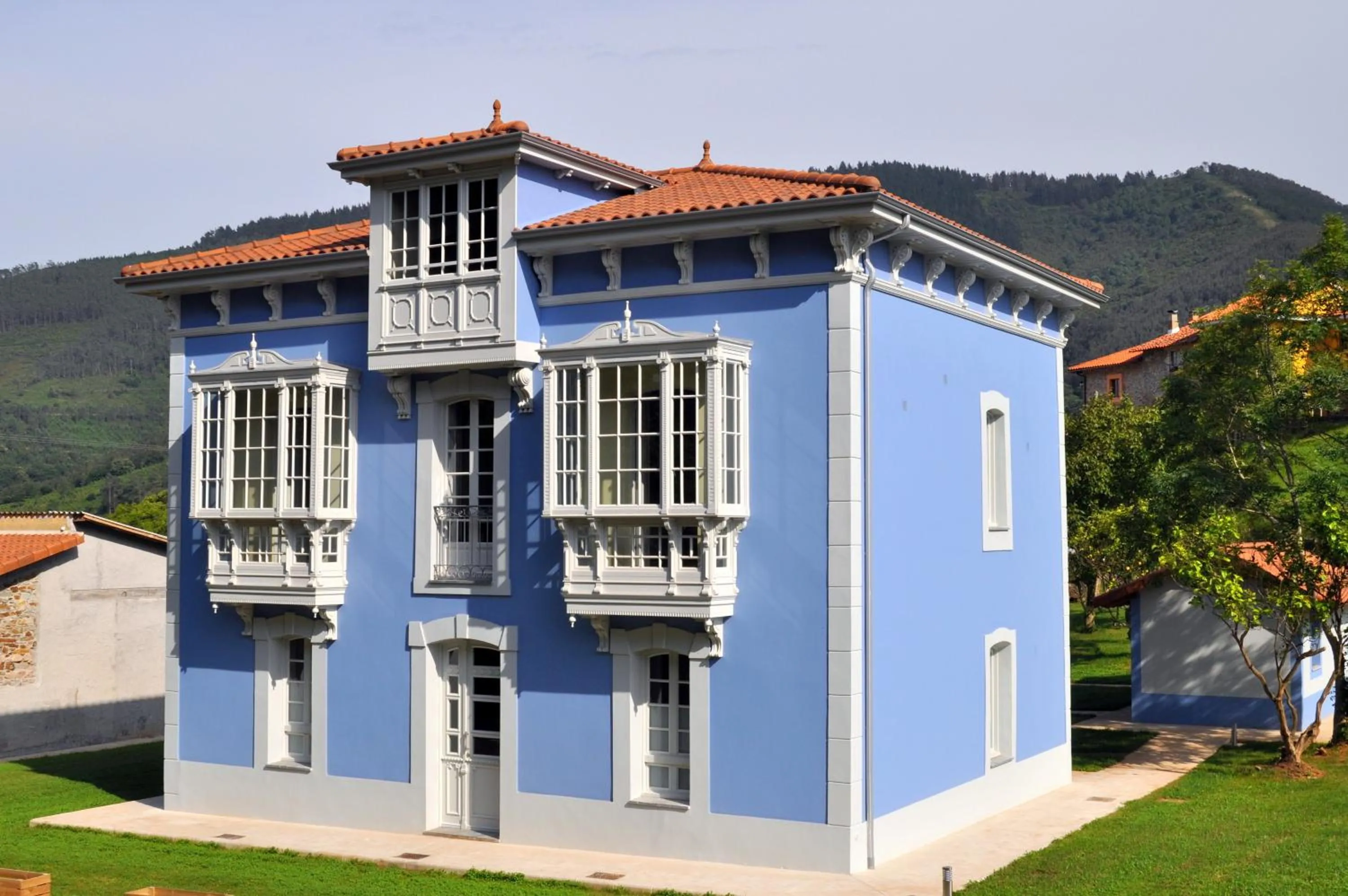 Facade/entrance in Casona la Sierra