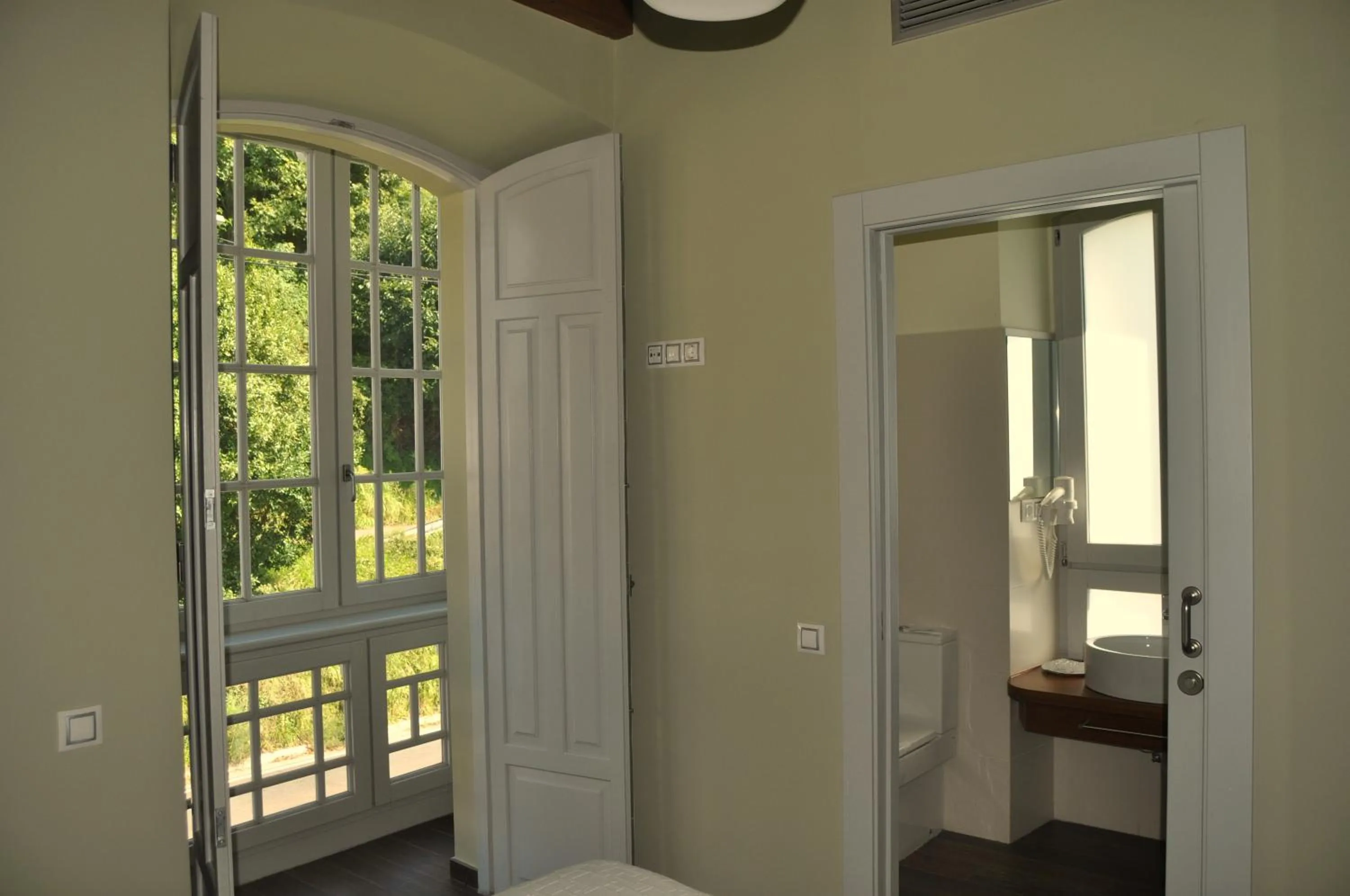 Photo of the whole room in Casona la Sierra