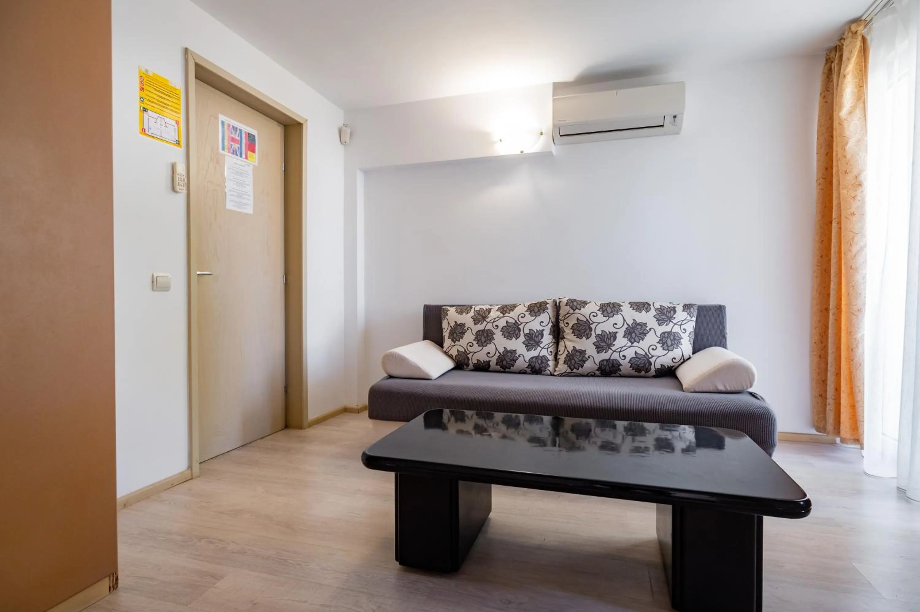 Complex Paloma Coral