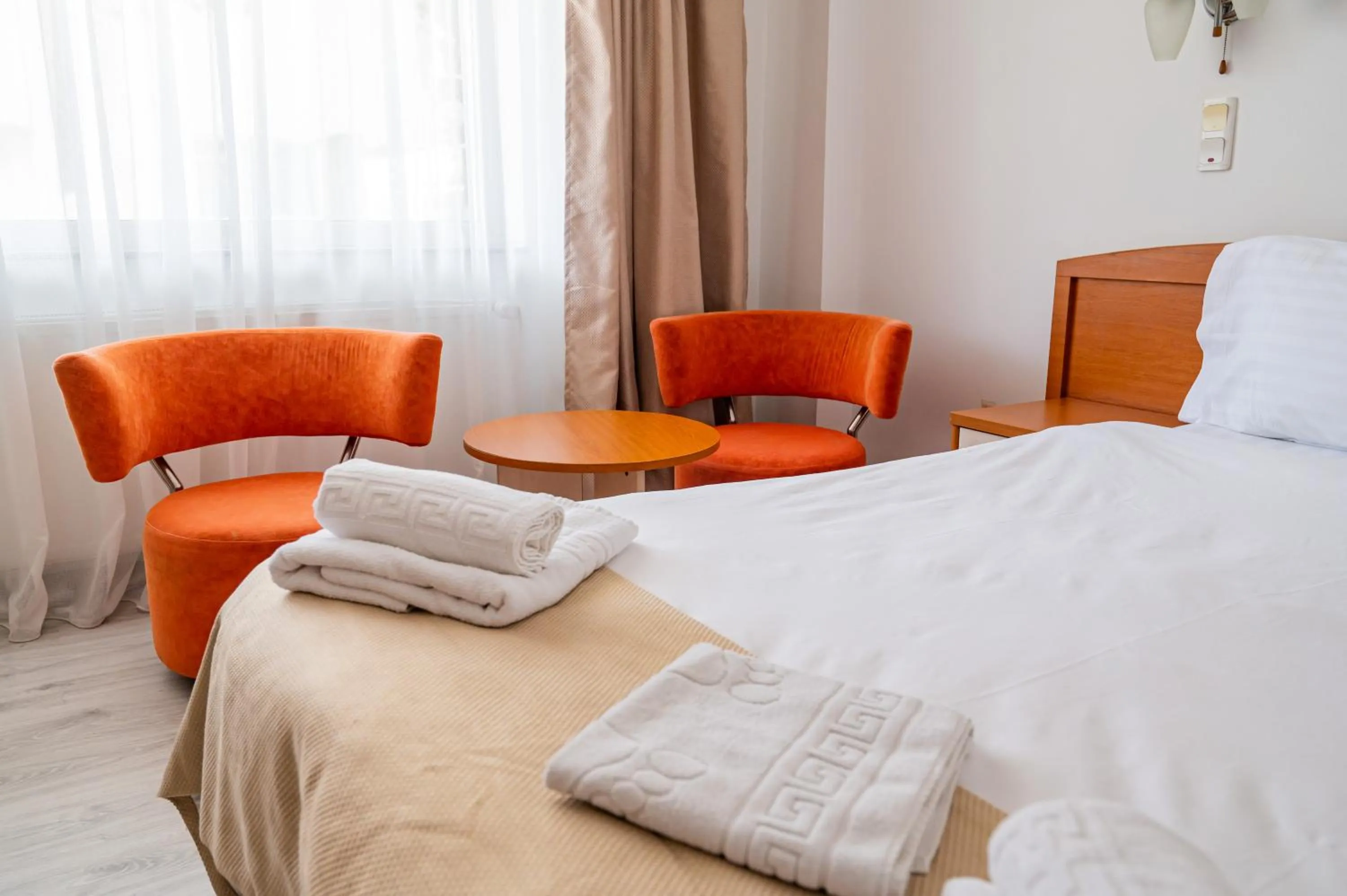 Bed in Complex Paloma Coral