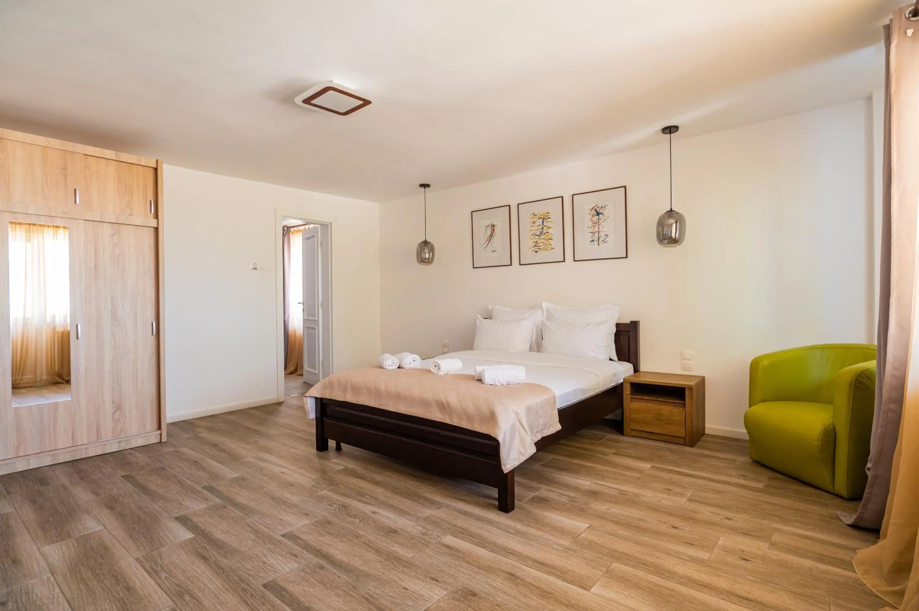 Bed in Complex Paloma Coral