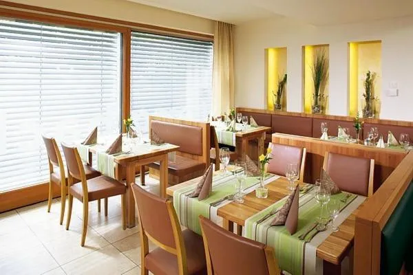 Restaurant/places to eat in Seminarhotel Lengbachhof GmbH