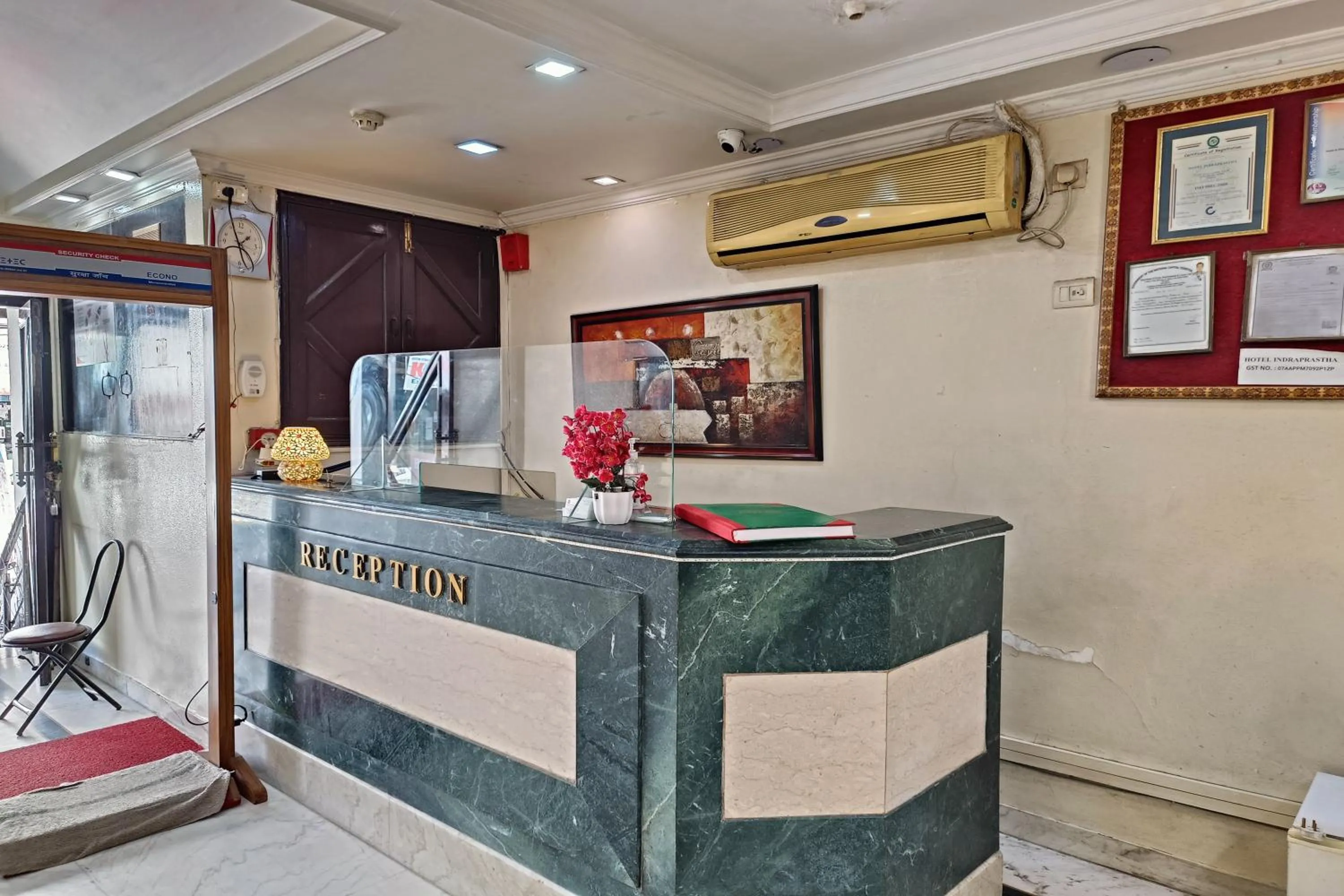 Lobby or reception in Hotel Indraprastha
