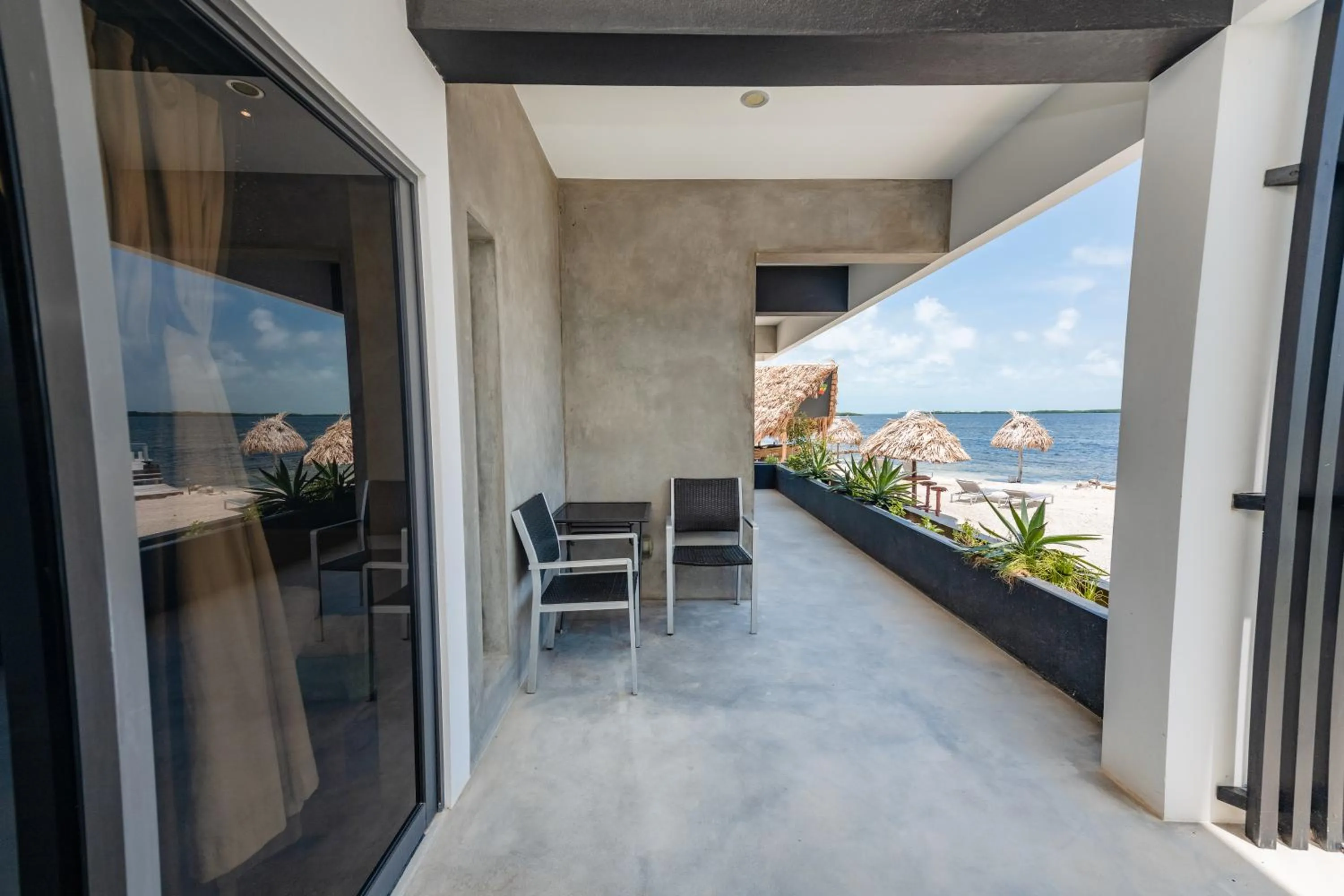 Dining area in Playa De Sala Boutique Hotel