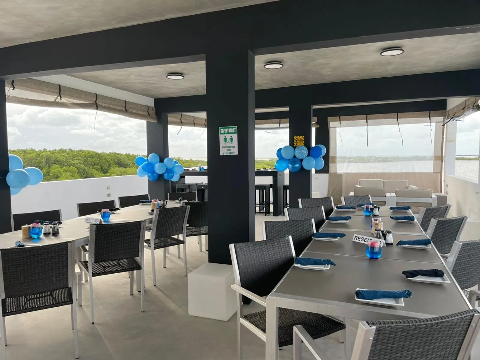 Restaurant/places to eat in Playa De Sala Boutique Hotel