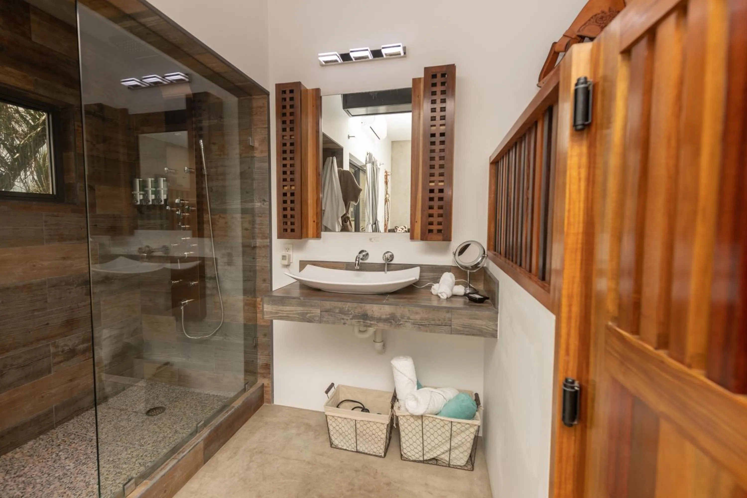 Bathroom in Playa De Sala Boutique Hotel
