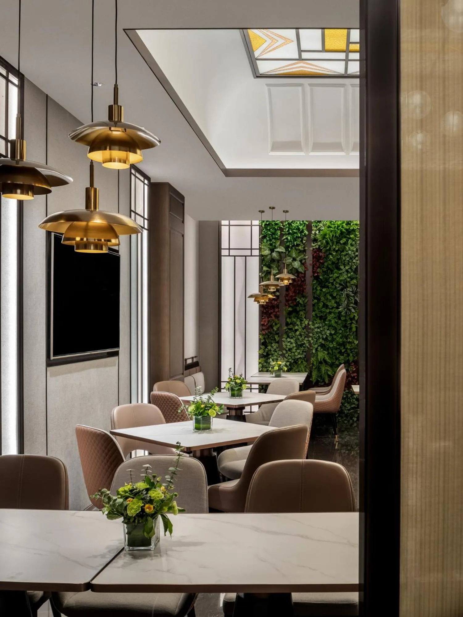 Restaurant/places to eat in Shenzhen Shanghai Hotel