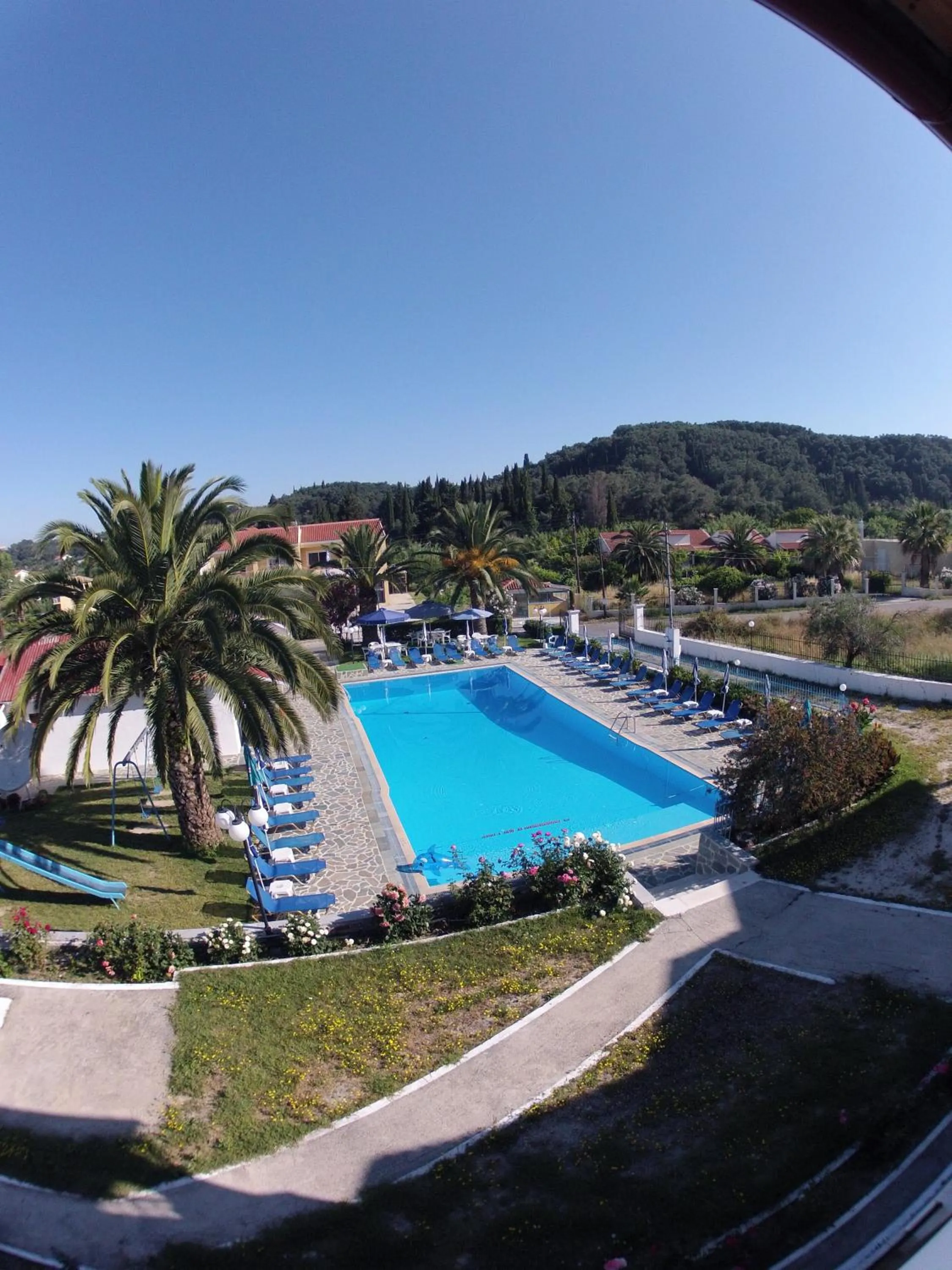 Bird's eye view in Tria Adelphia