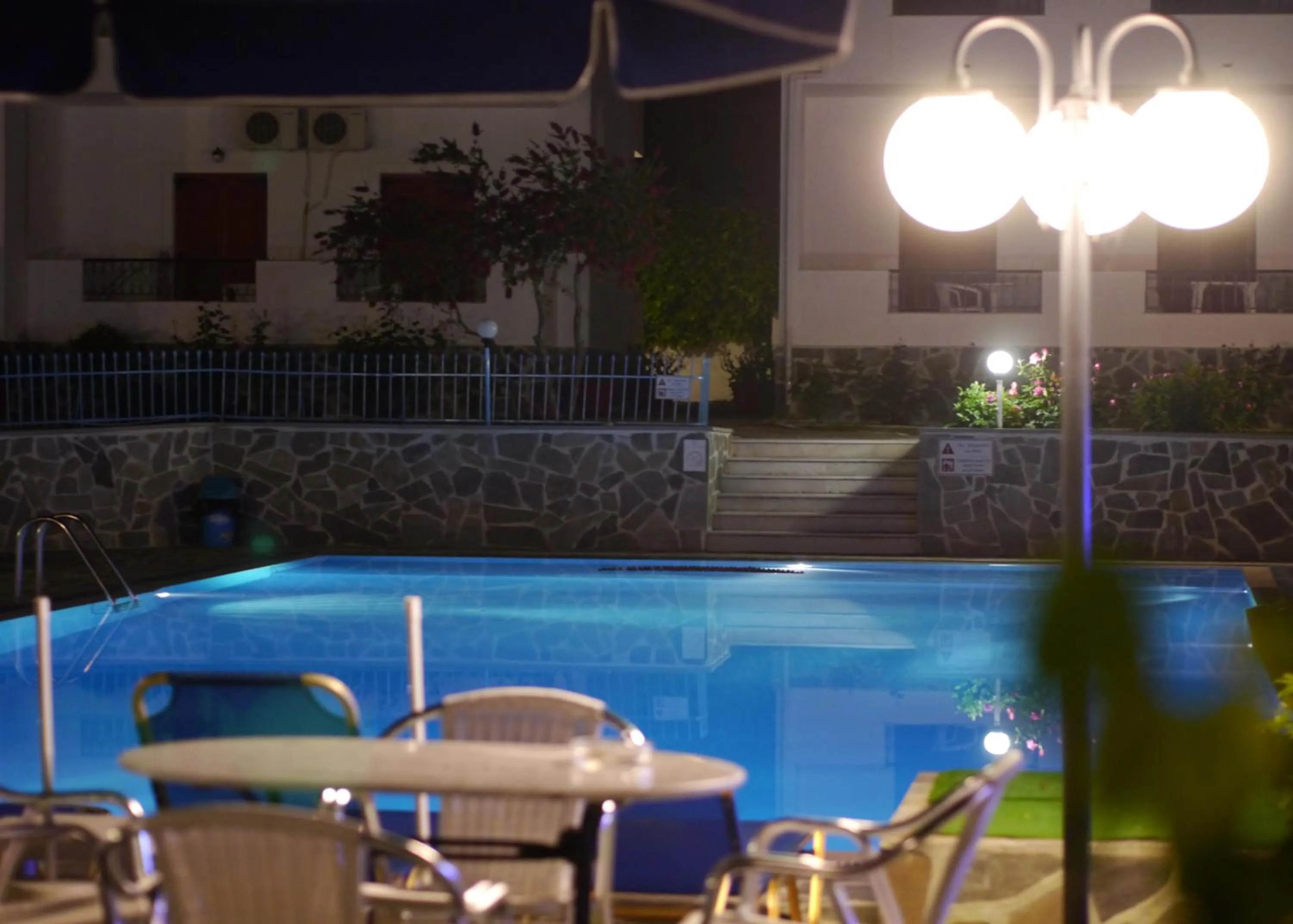 Decorative detail in Tria Adelphia