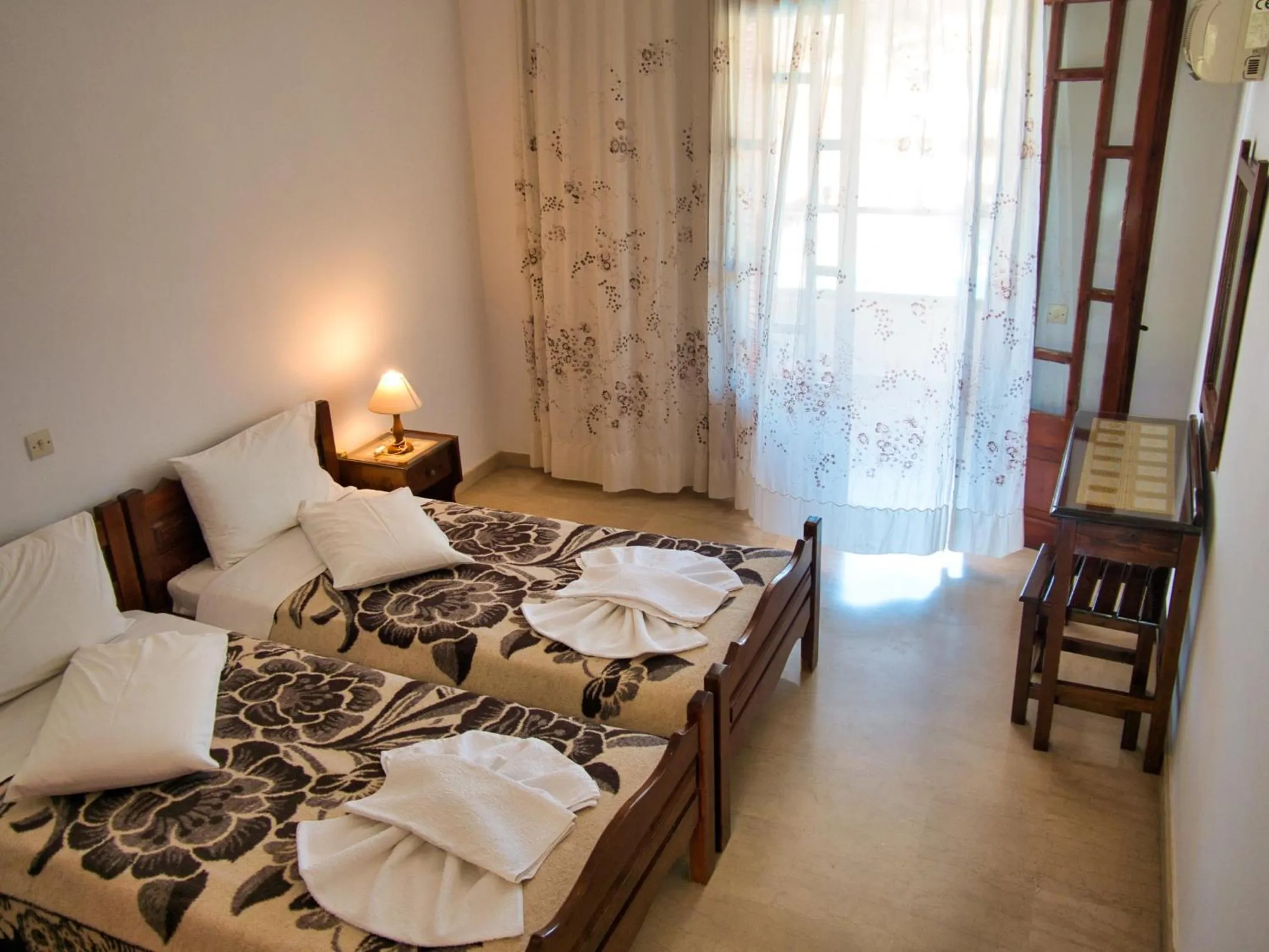 Bedroom, Bed in Tria Adelphia