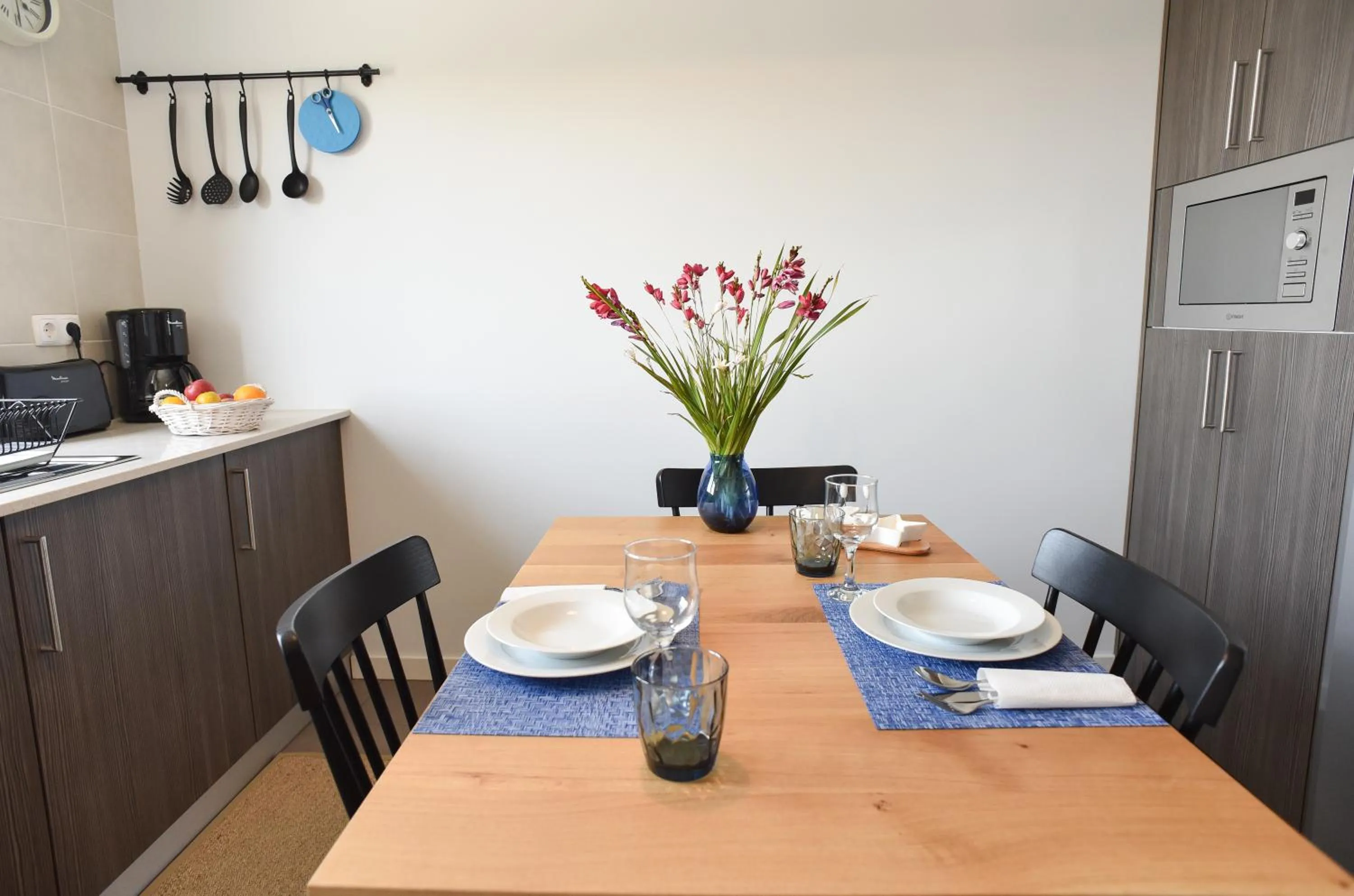 Communal kitchen in Casas do Pinheiro