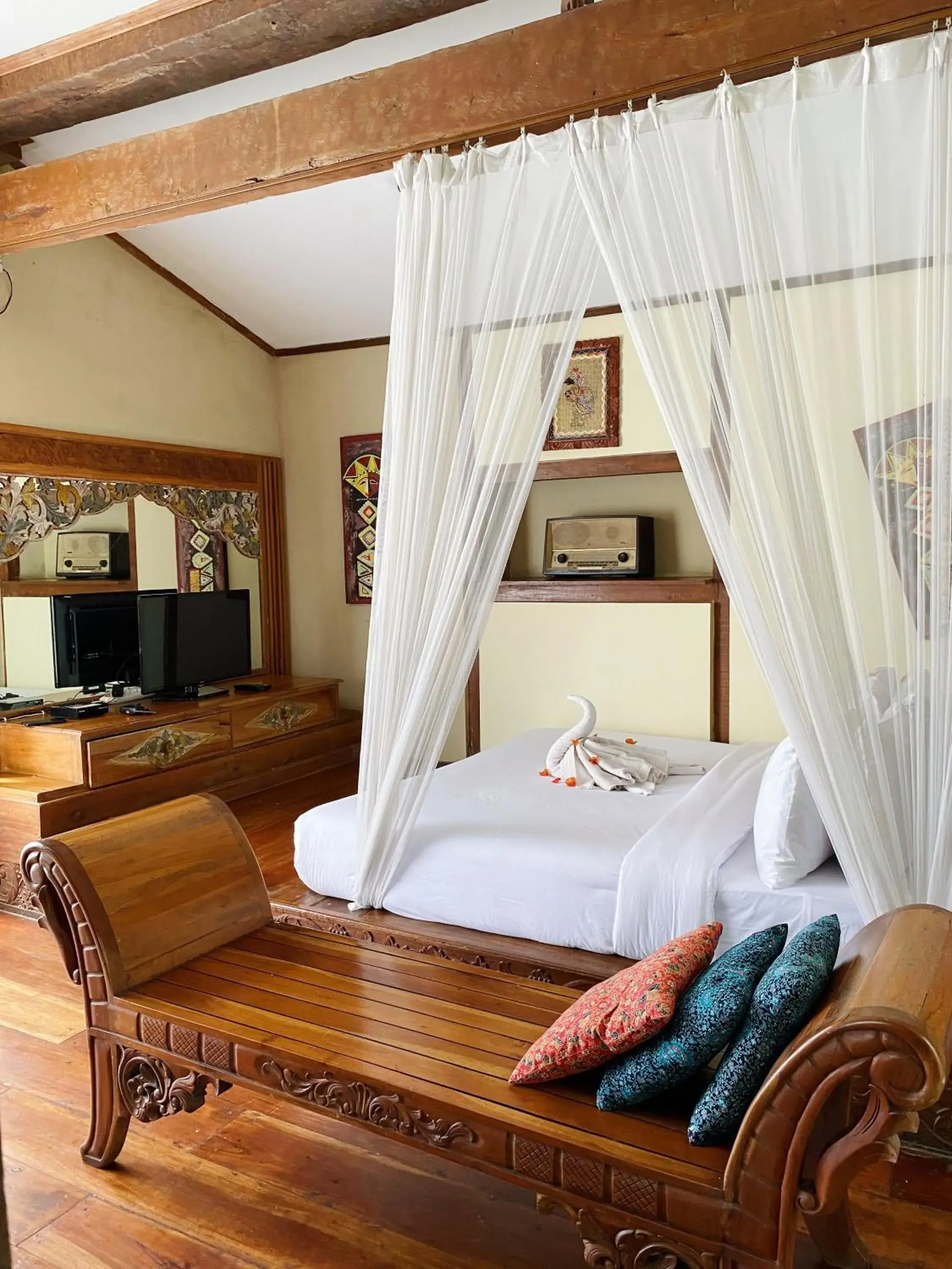 Suite in Sapulidi Cafe, Gallery & Resort Suite in Sapulidi Cafe, Gallery & Resort