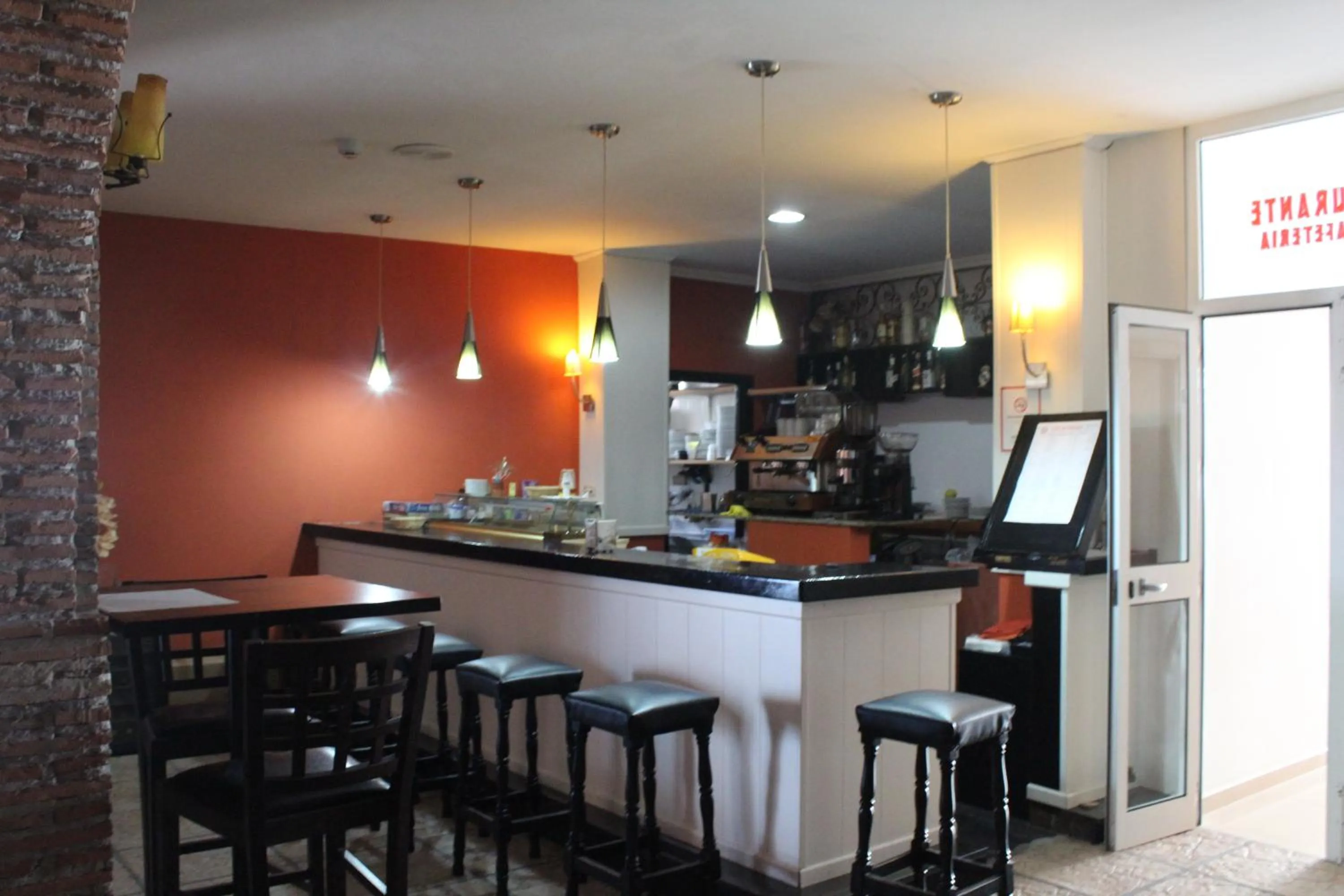 Lounge or bar in Hotel La Mirada