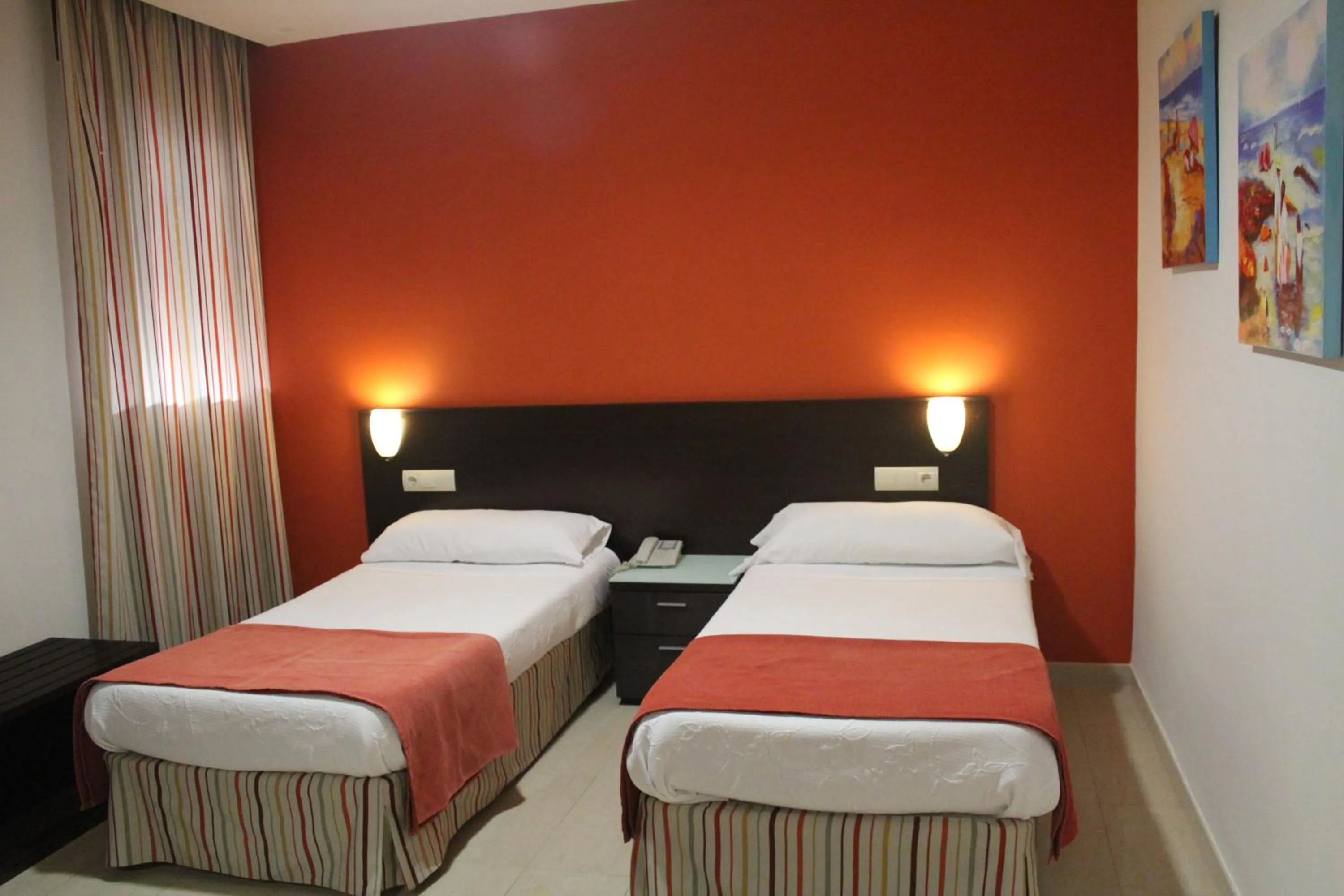 Bedroom in Hotel La Mirada