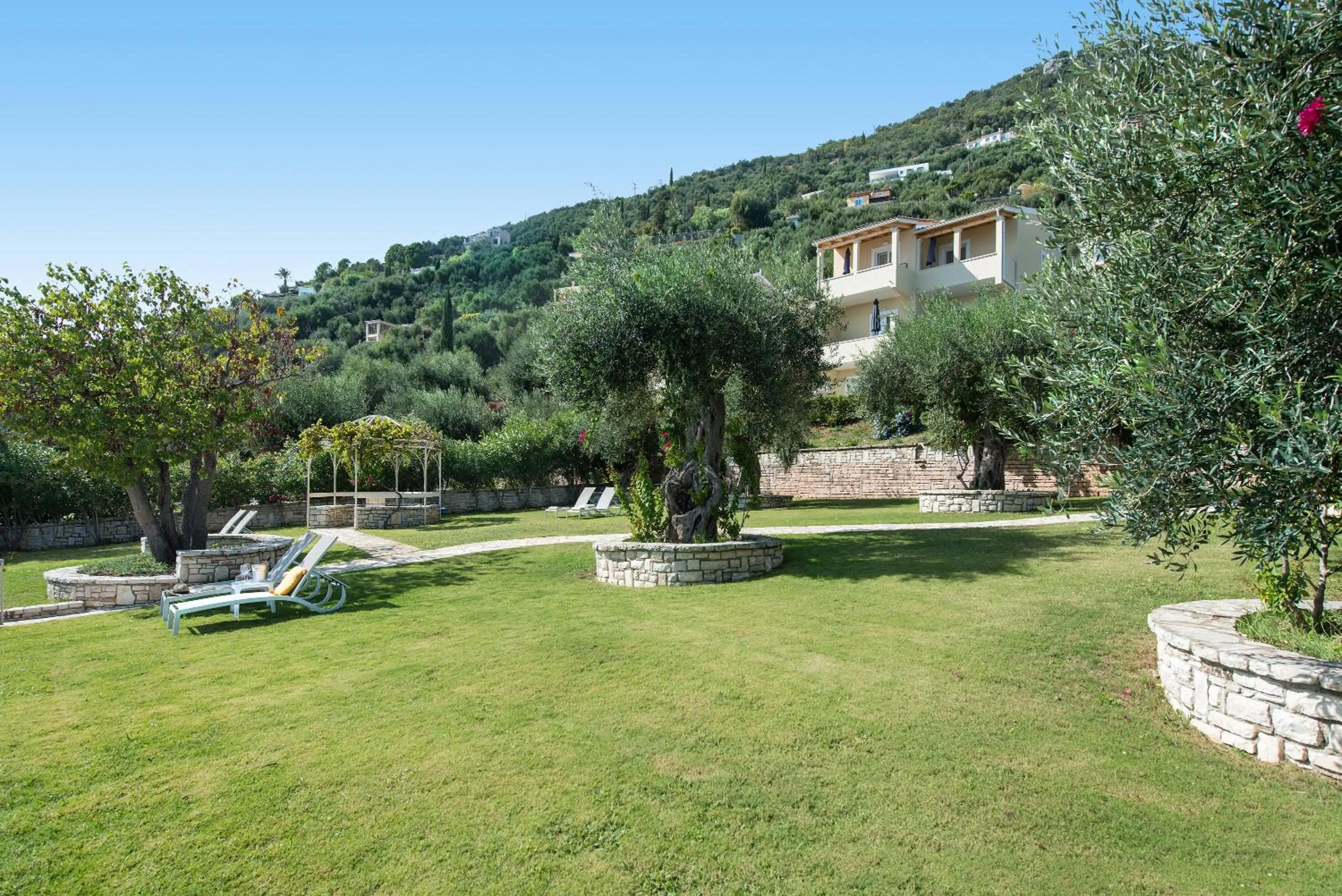 Krouzeri Beach Apartments