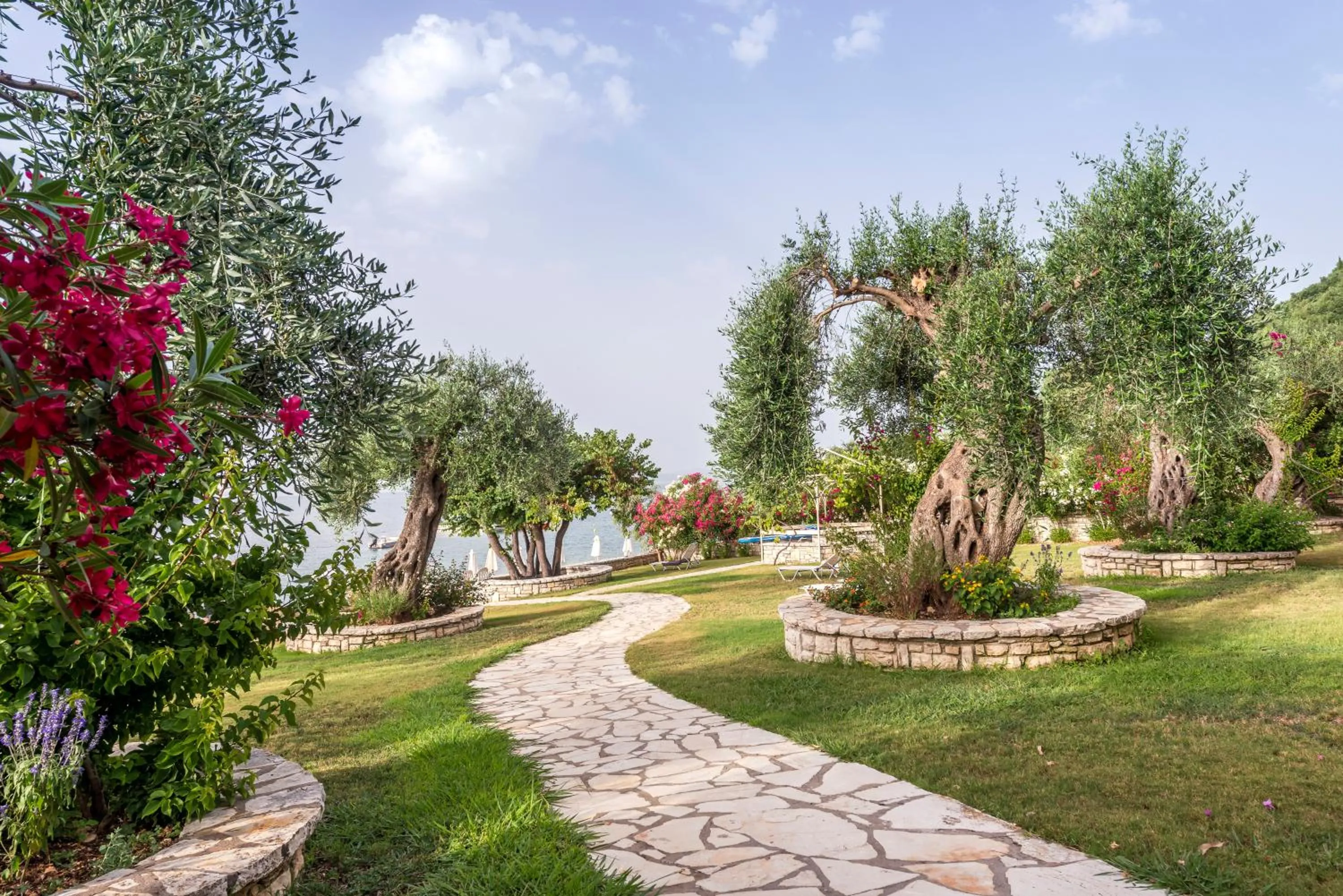 Krouzeri Beach Apartments