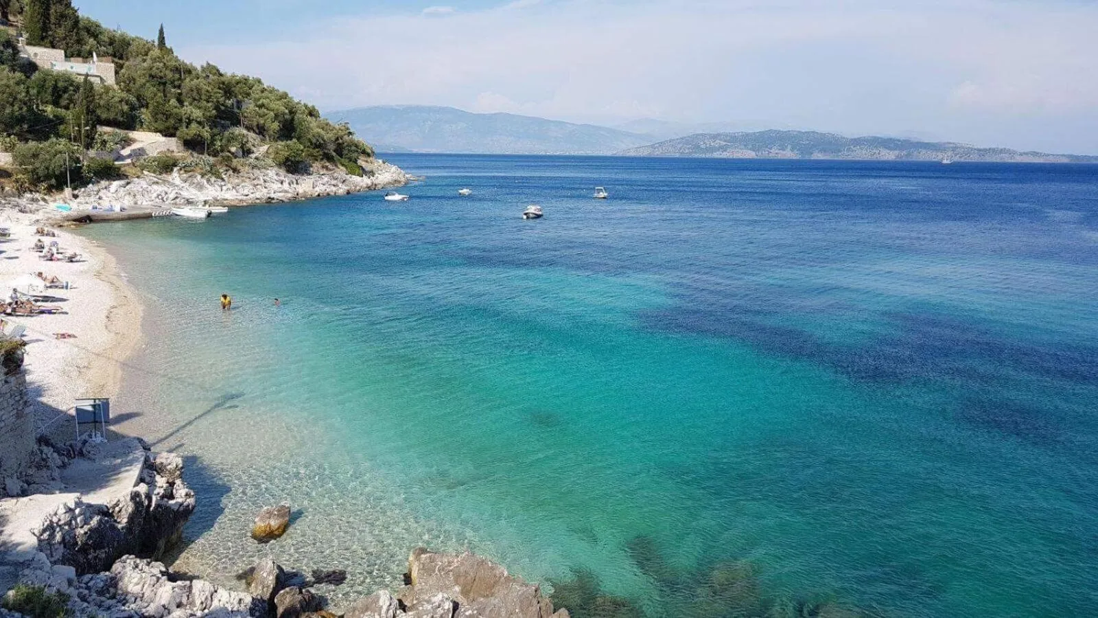 Krouzeri Beach Apartments