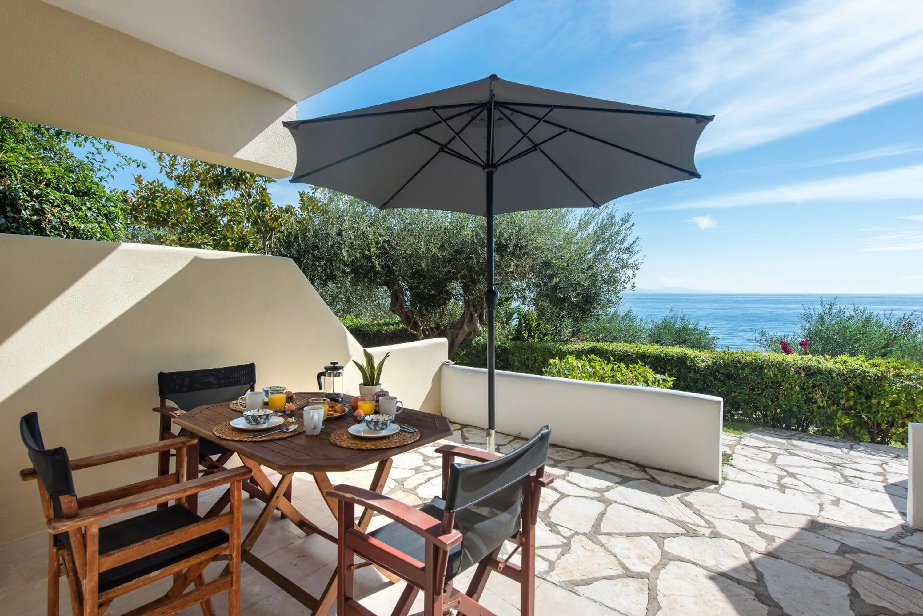 Krouzeri Beach Apartments