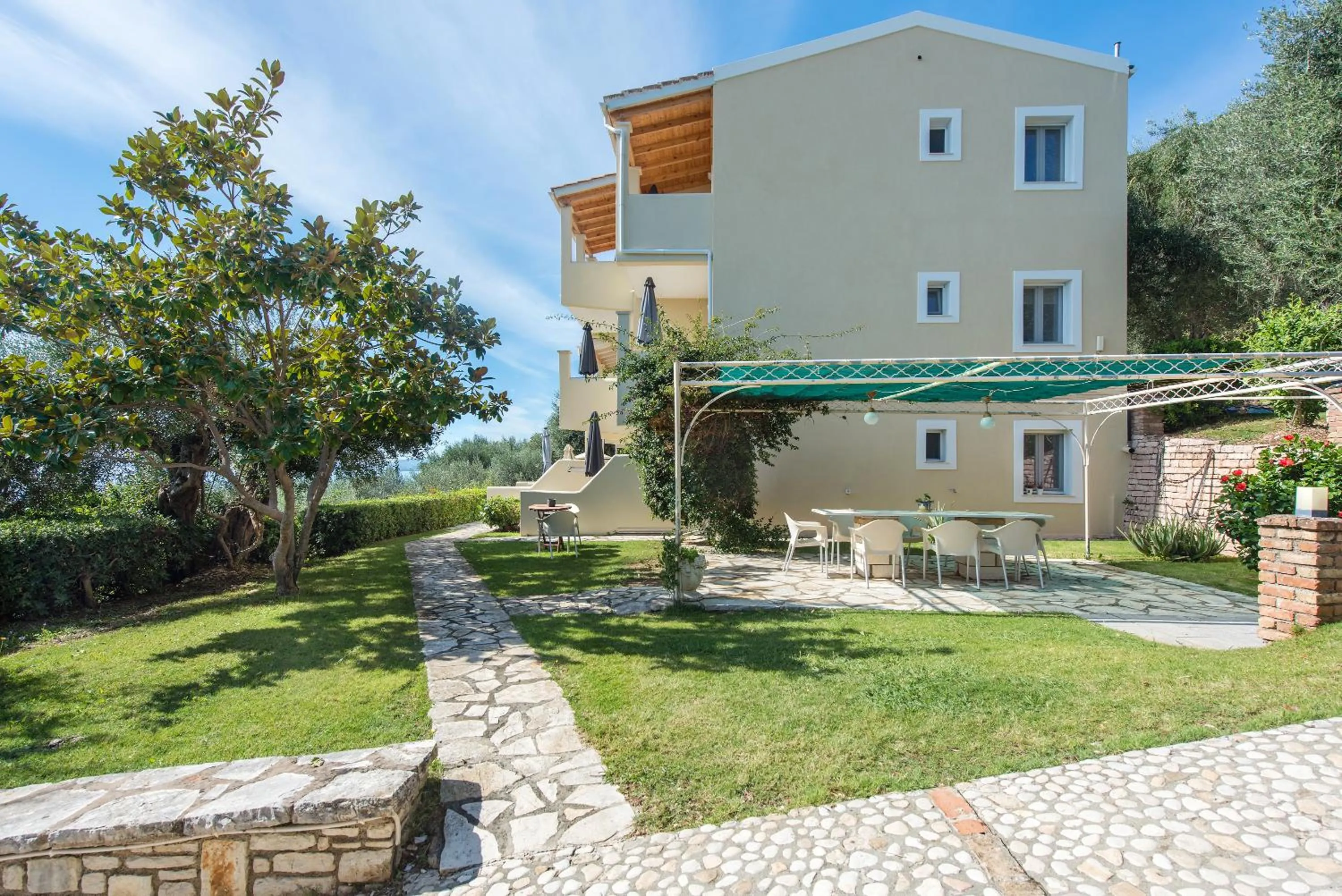 BBQ facilities in Krouzeri Beach Apartments