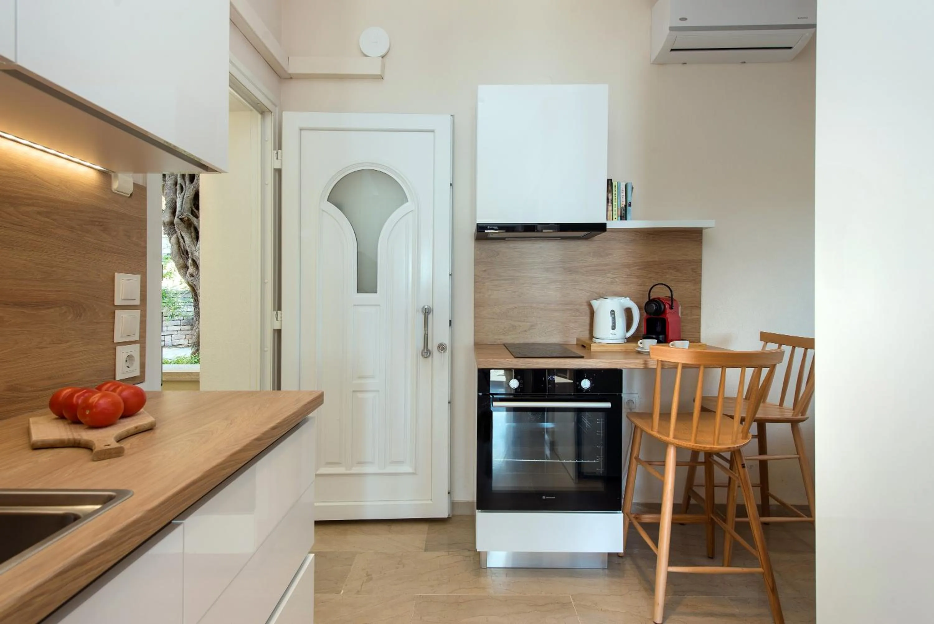 Krouzeri Beach Apartments