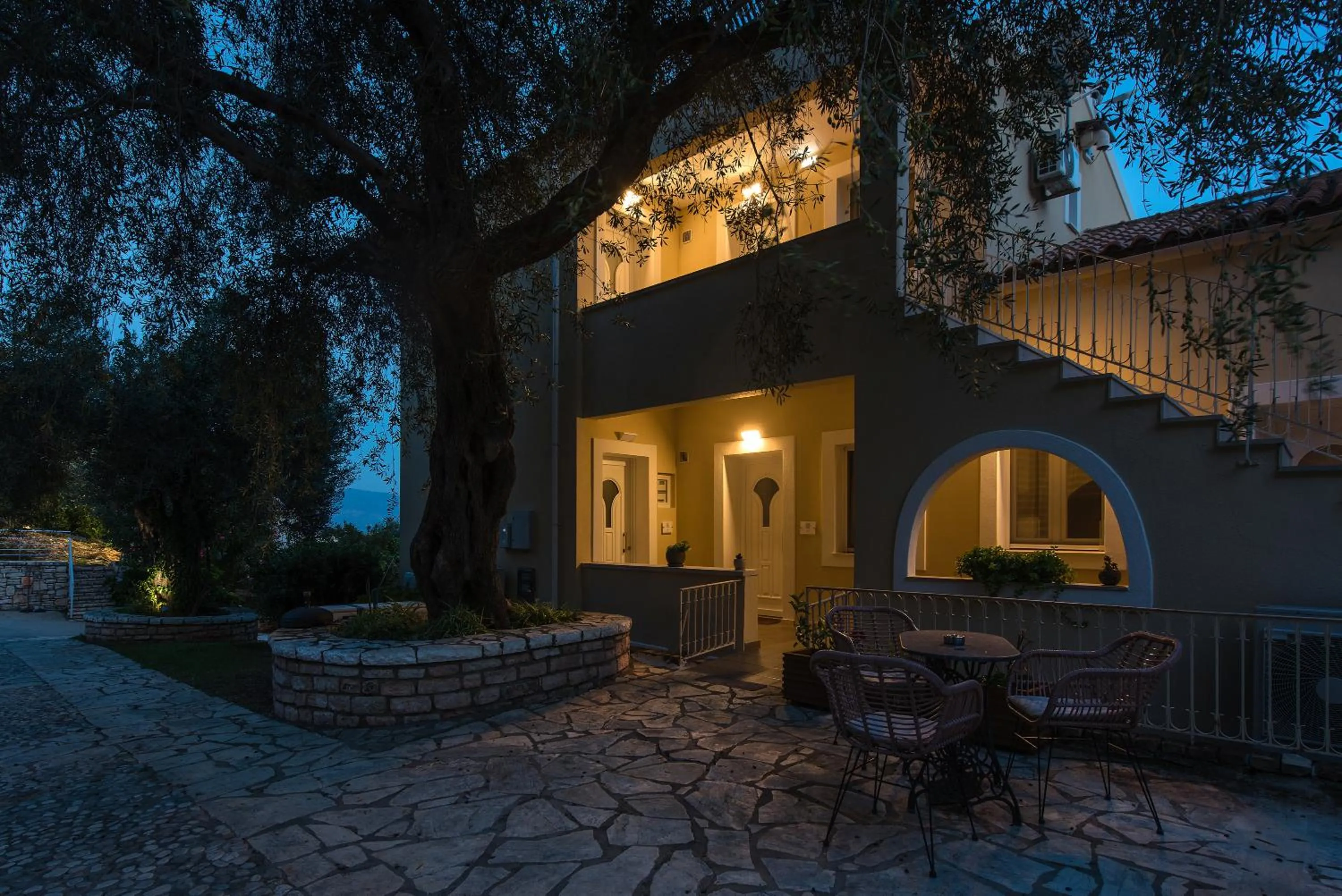 Krouzeri Beach Apartments