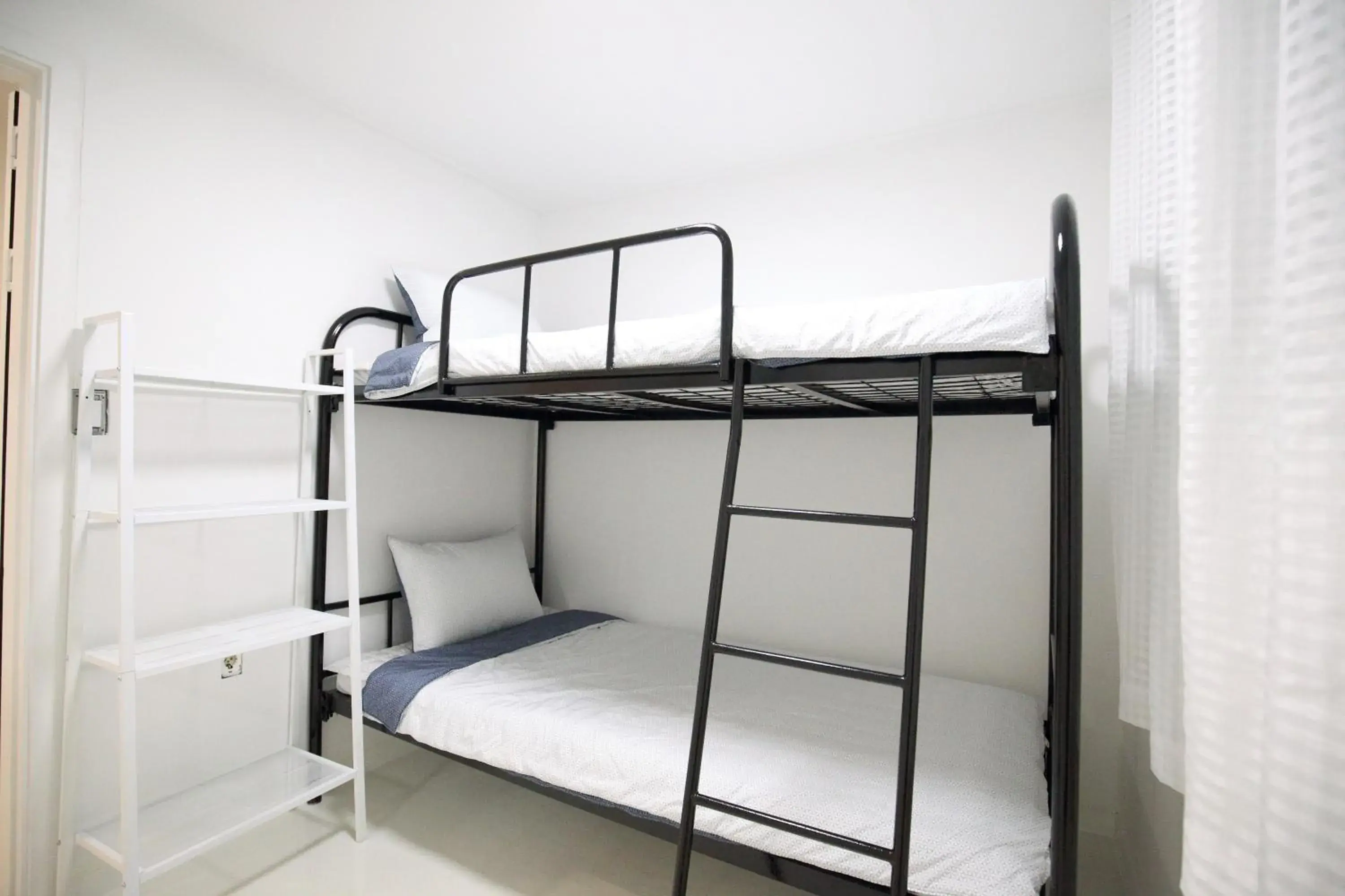 Single Bed in Female Dormitory Room in Zibro S Single Bed in Female Dormitory Room in Zibro S