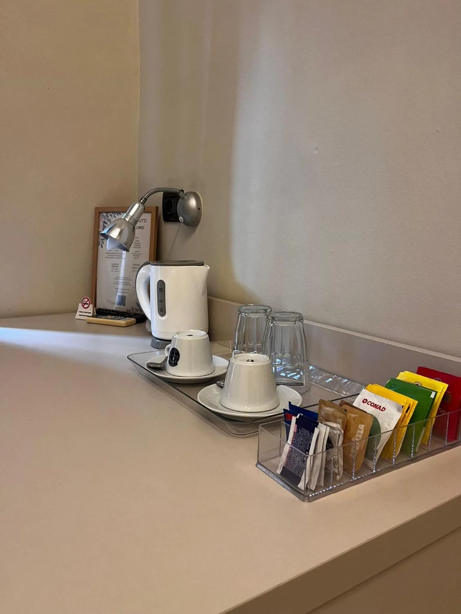 Coffee/tea facilities in Adalesia Hotel & Coffee